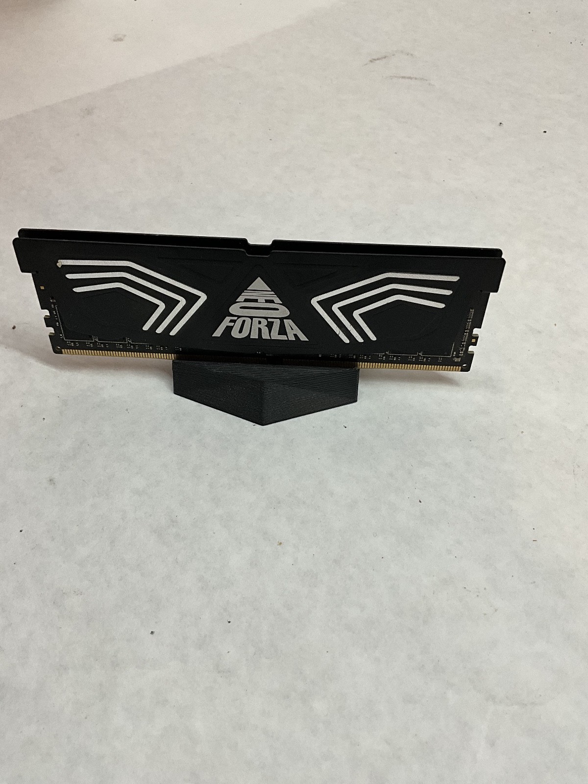 Neo Forza DDR4 SDRAM UDIMM 8GB 3000MHz 288-Pin RAM NMUD480E82-3000DG00
