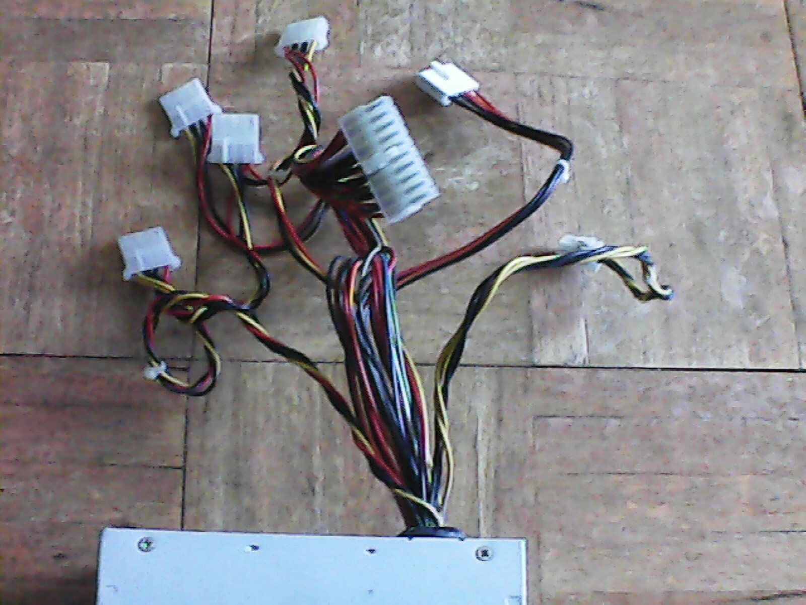 MAX POWER 300W COMPUTER Power Supply AC115/230V,50/60Hz 7.5A/5A