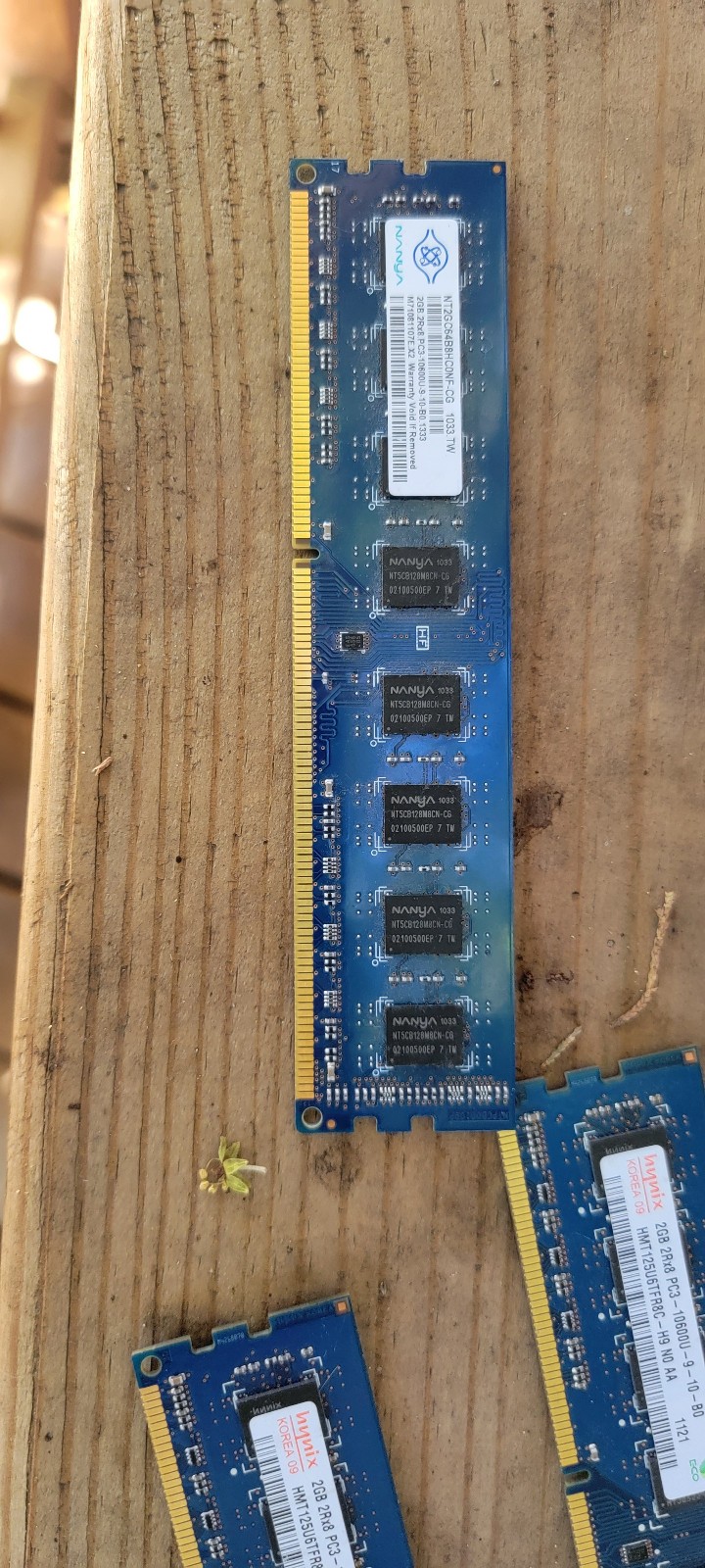 3PCS Hynix 2GB (6gb) 1Rx8 PC3 -10600U-9 -11-A1 HMT325U6CFR8C-H9 N0 AA PC Memory