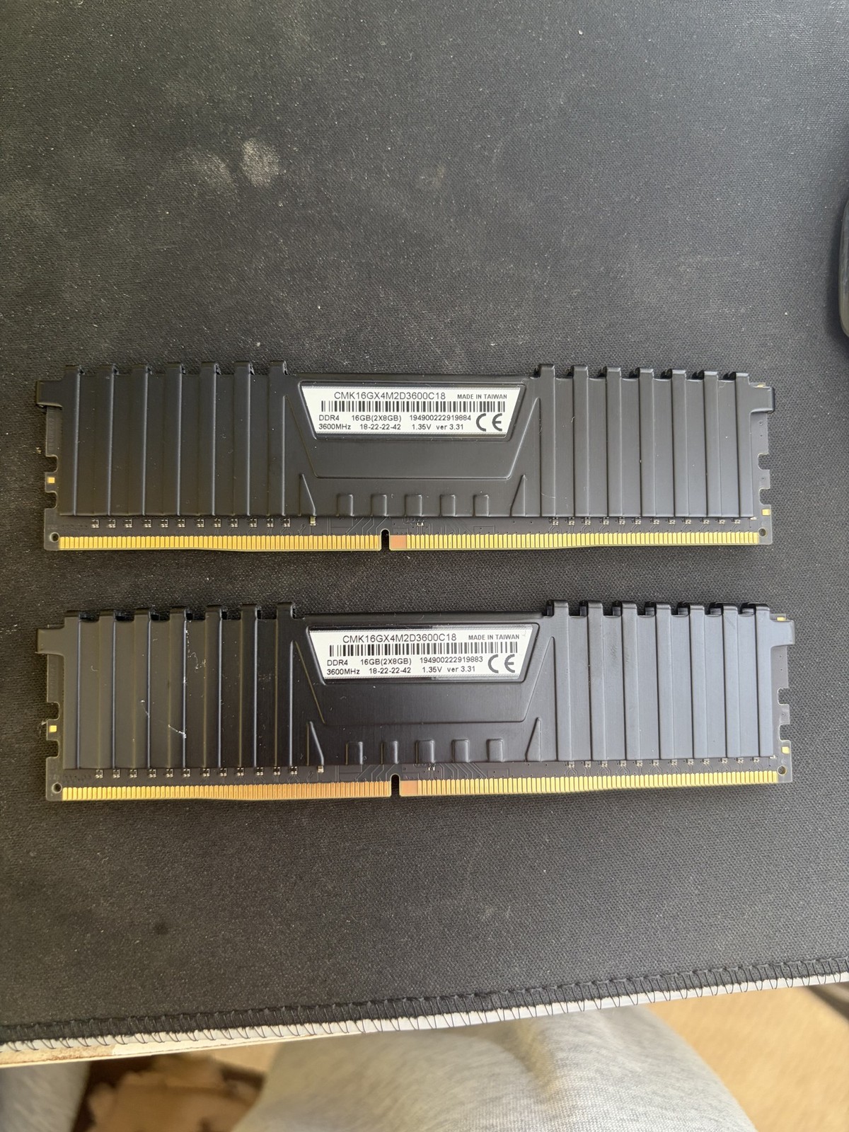 Corsair Vengeance LPX 16GB 2x8GB DDR4 3600 Desktop RAM CMK16GX4M2D3600C18