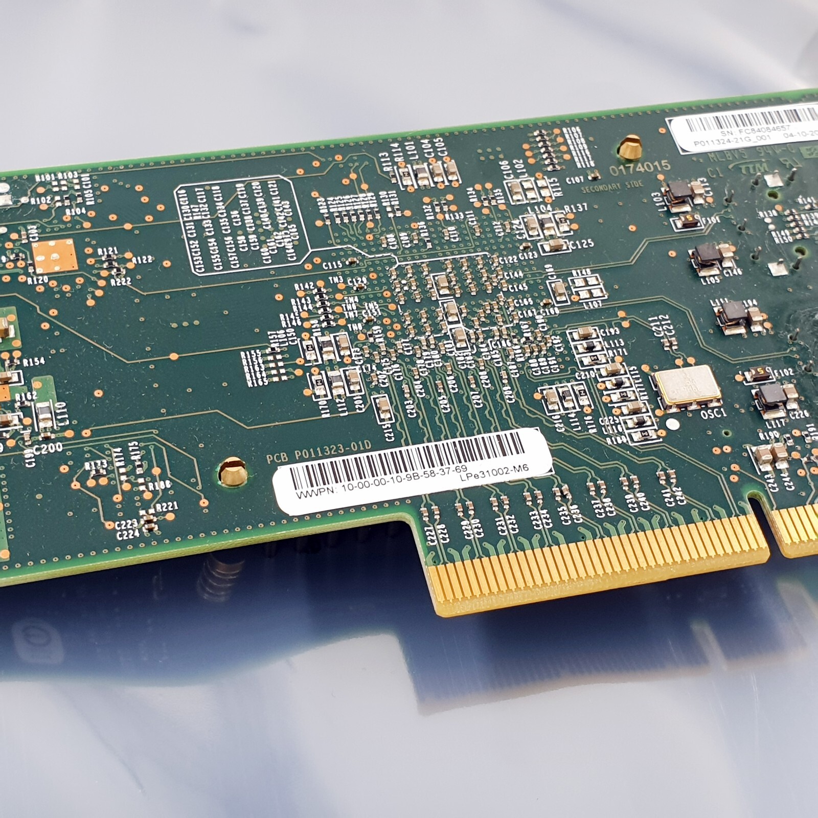 Emulex LPe31002-M6 16Gb Fibre Channel Host Bus Adapter Card High Profile Bracket