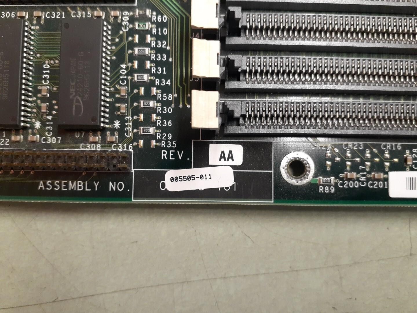 Compaq Socket 7 Motherboard 005505-011 / SY022