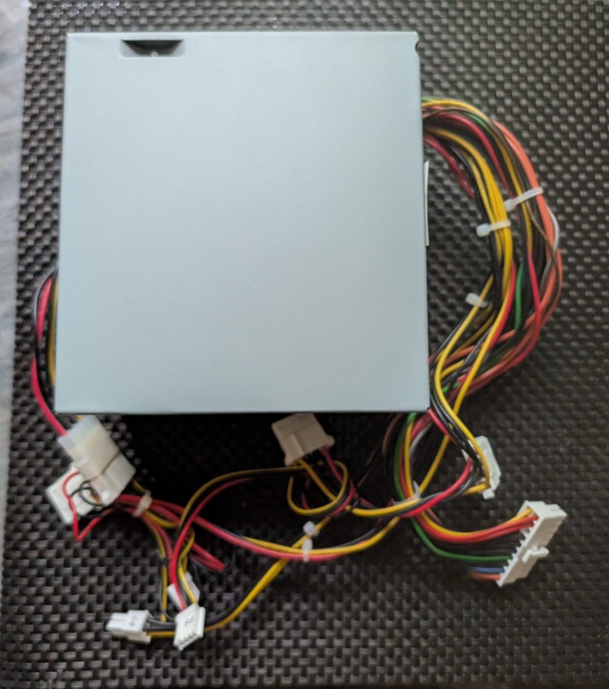 HIPRO HP-D2537F3R 250W Rev 03 Computer Power Supply