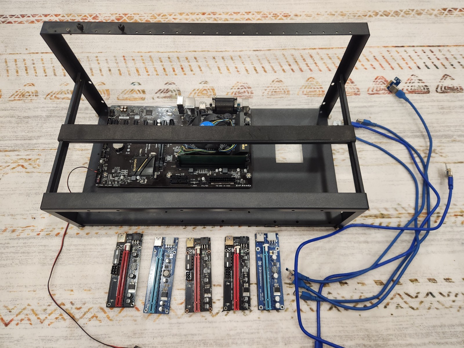 Gigabyte GA-H110-D3A Crypto Mining Motherboard +CPU+ DDR4 RAM + 5 PCIe Risers