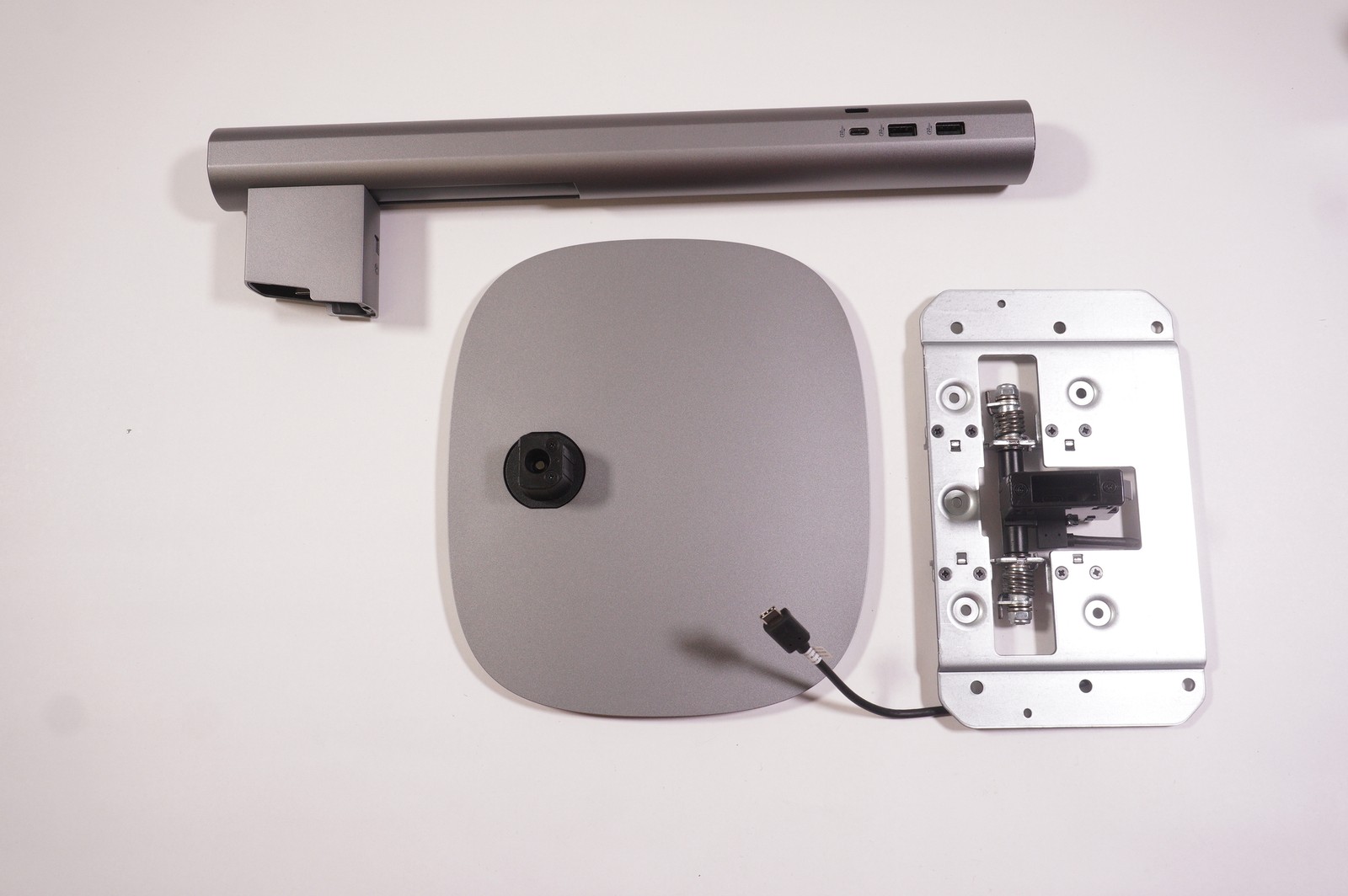 P09619-001 HP Stand hinge arm_side io kelng27 27-CS1014