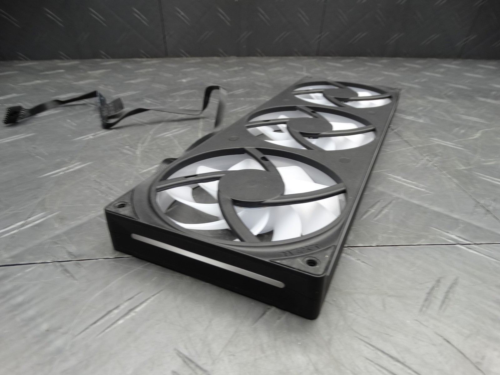 NZXT F360 RGB Core 360mm Single-Frame Fan Black RF-U36HF-B1