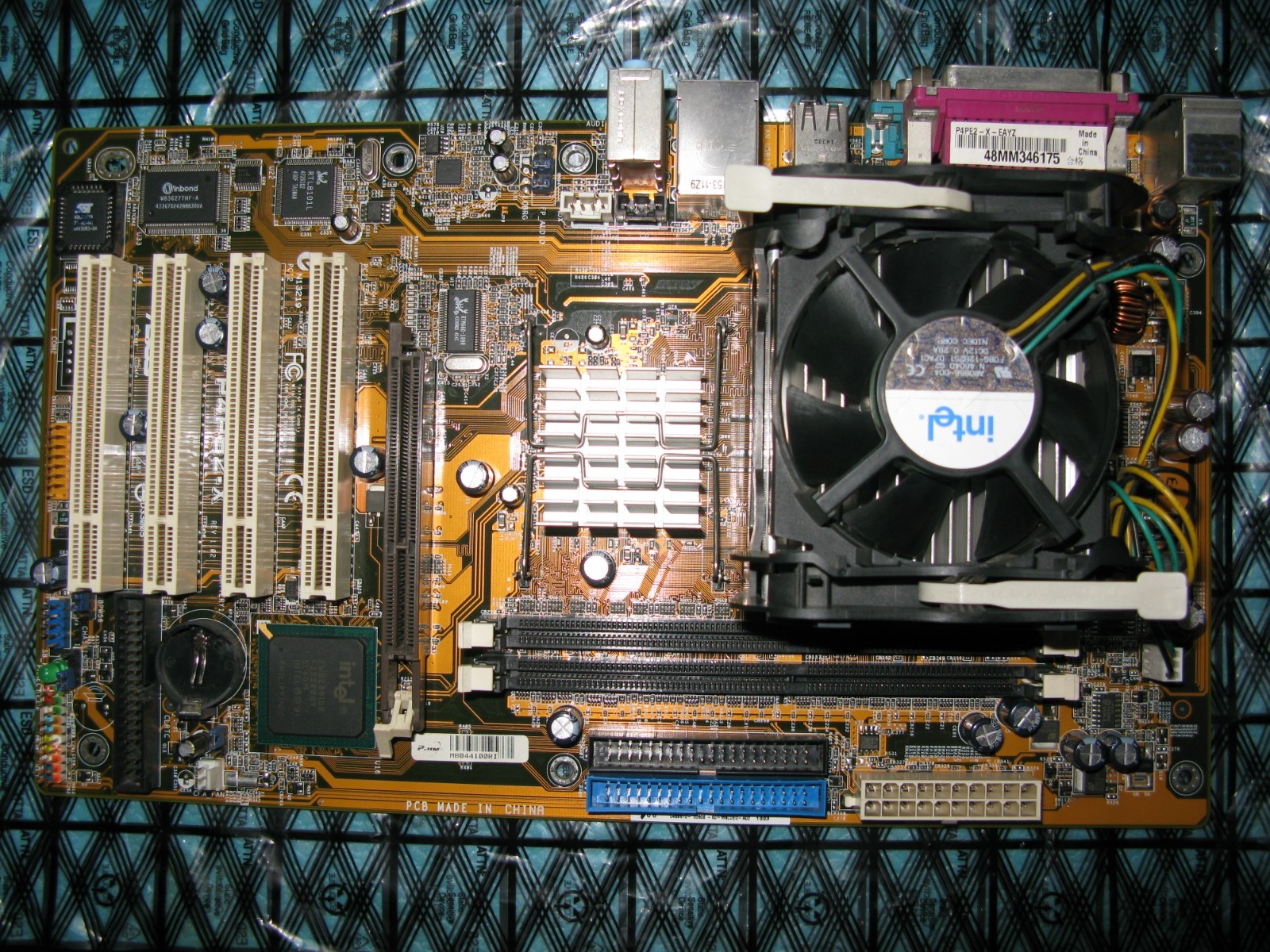 ASUS P4PE2-X Socket 478 Intel Motherboard + p4 2.26ghz cpu+ ddr 512mb ≈ p4p800se