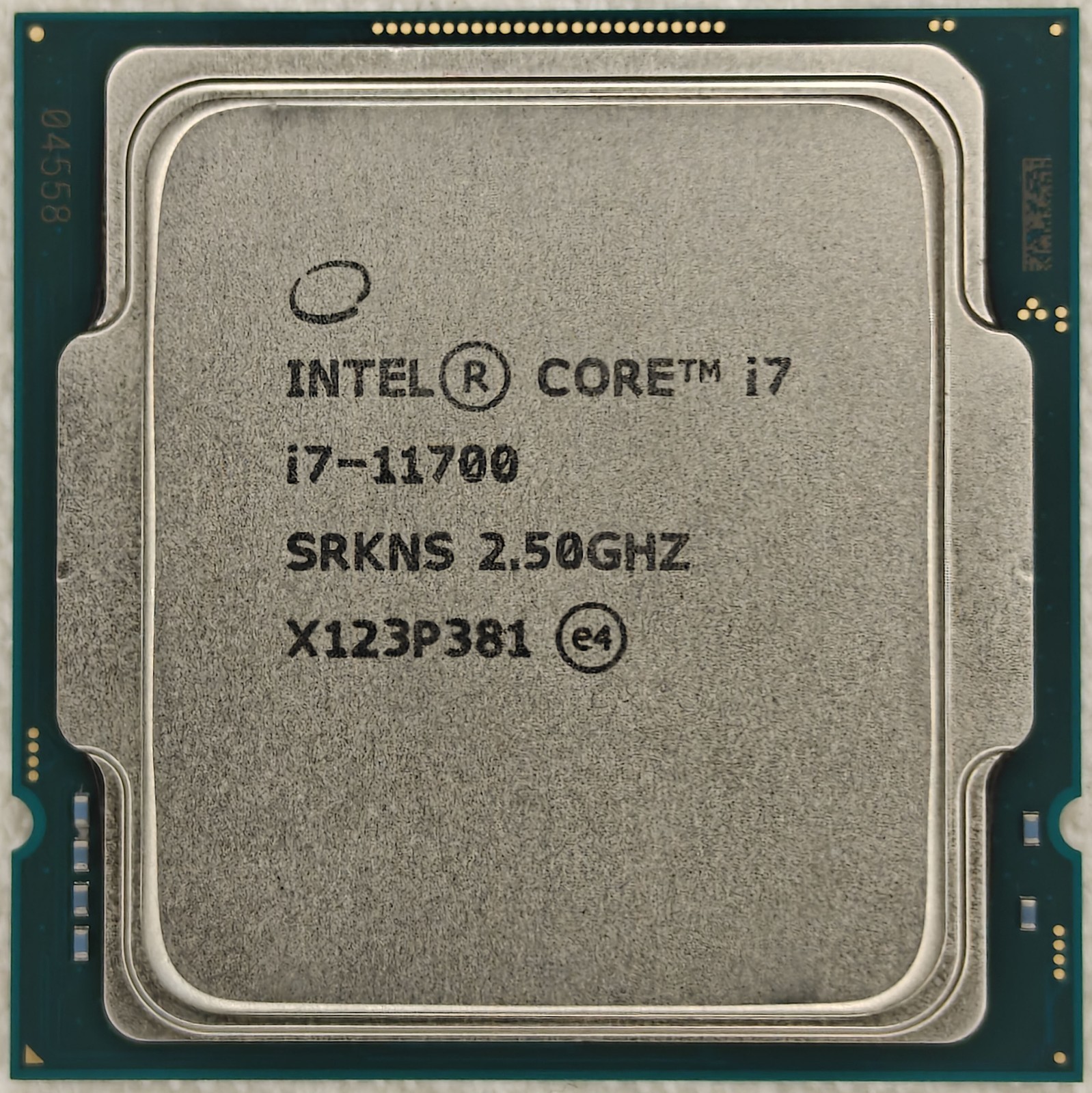 11th Gen Intel Core i7-11700 2.5GHz (Turbo 4.9GHz) 16MB 8-Core LGA1200 SRKNS CPU