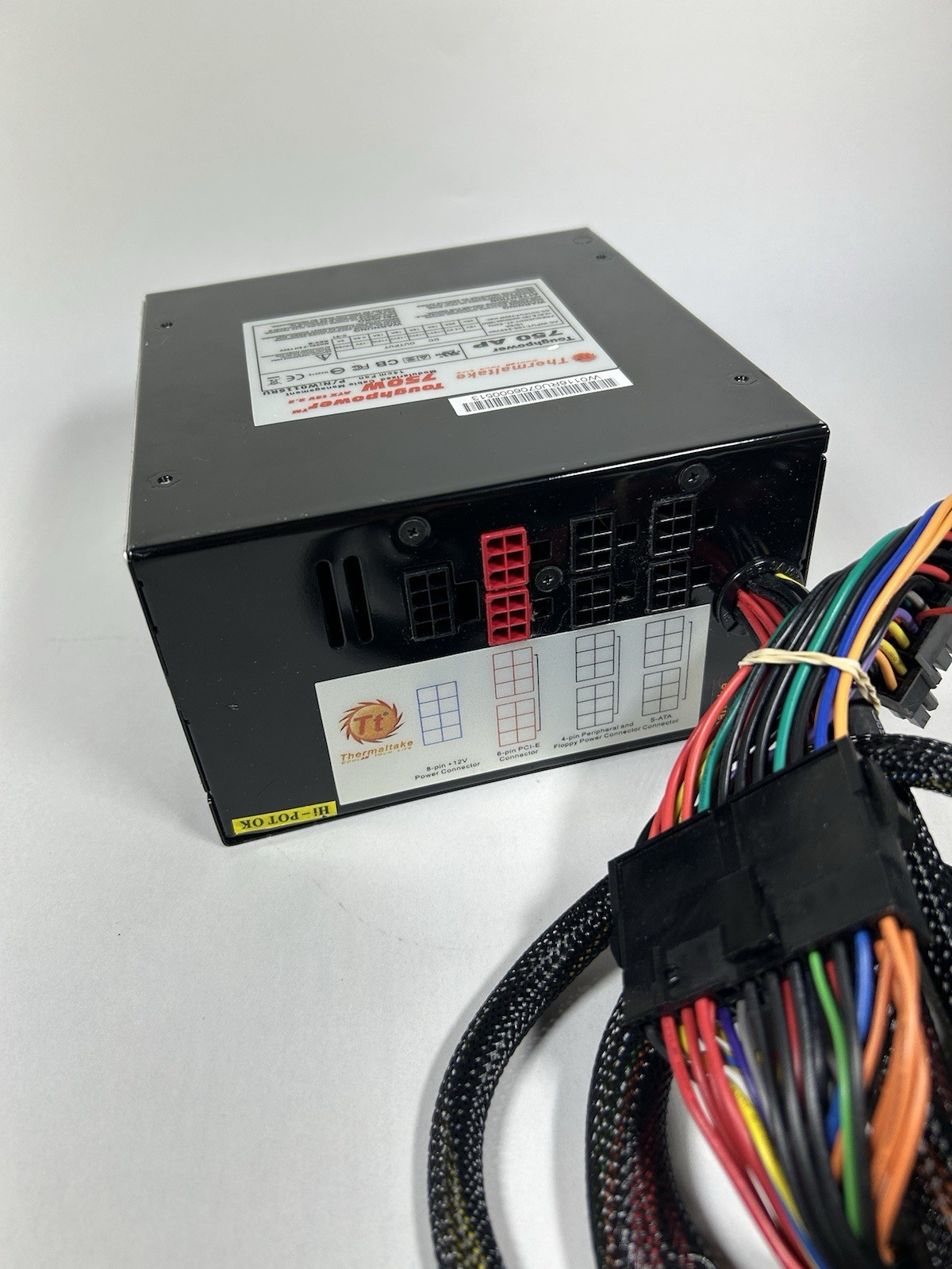 Thermaltake Toughpower GF1 750W Power Supply Used Pre-Owned