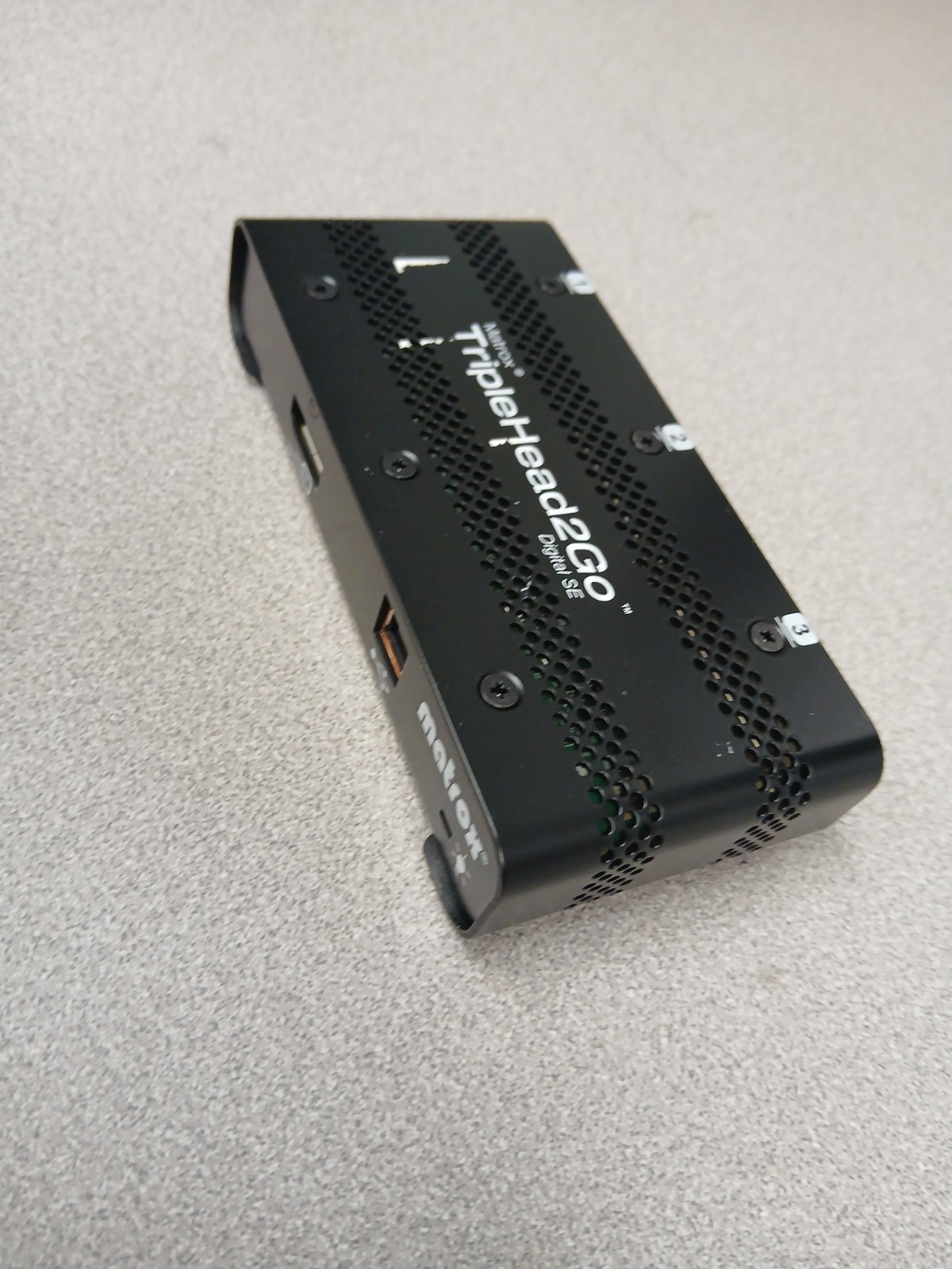 Matrox TripleHead2go DP3D-IF Multi Display Adapter