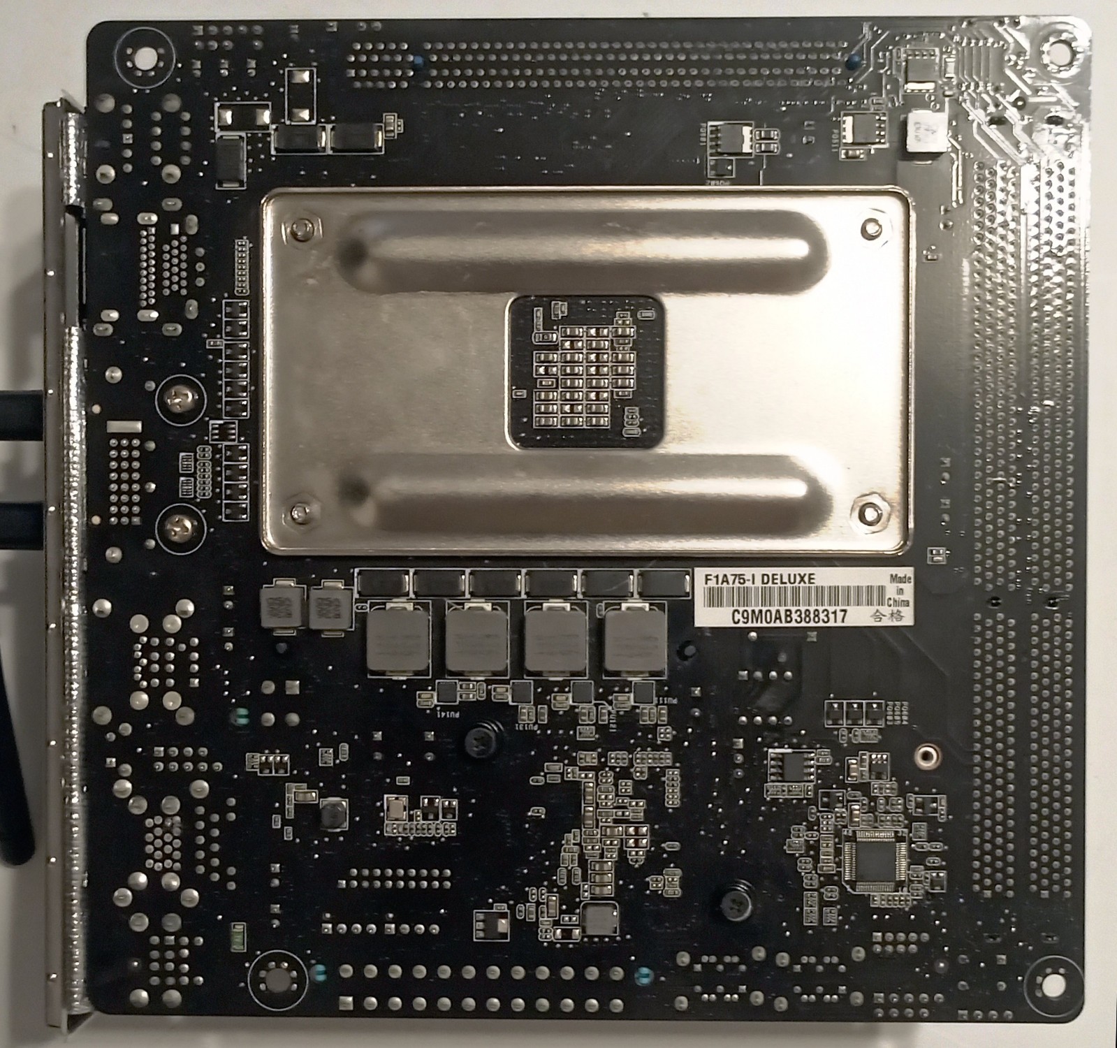 ASUS F1A75-I Deluxe Mini-ITX Motherboard with AMD A8-3870K 4C 3GHz and 16GB DDR3