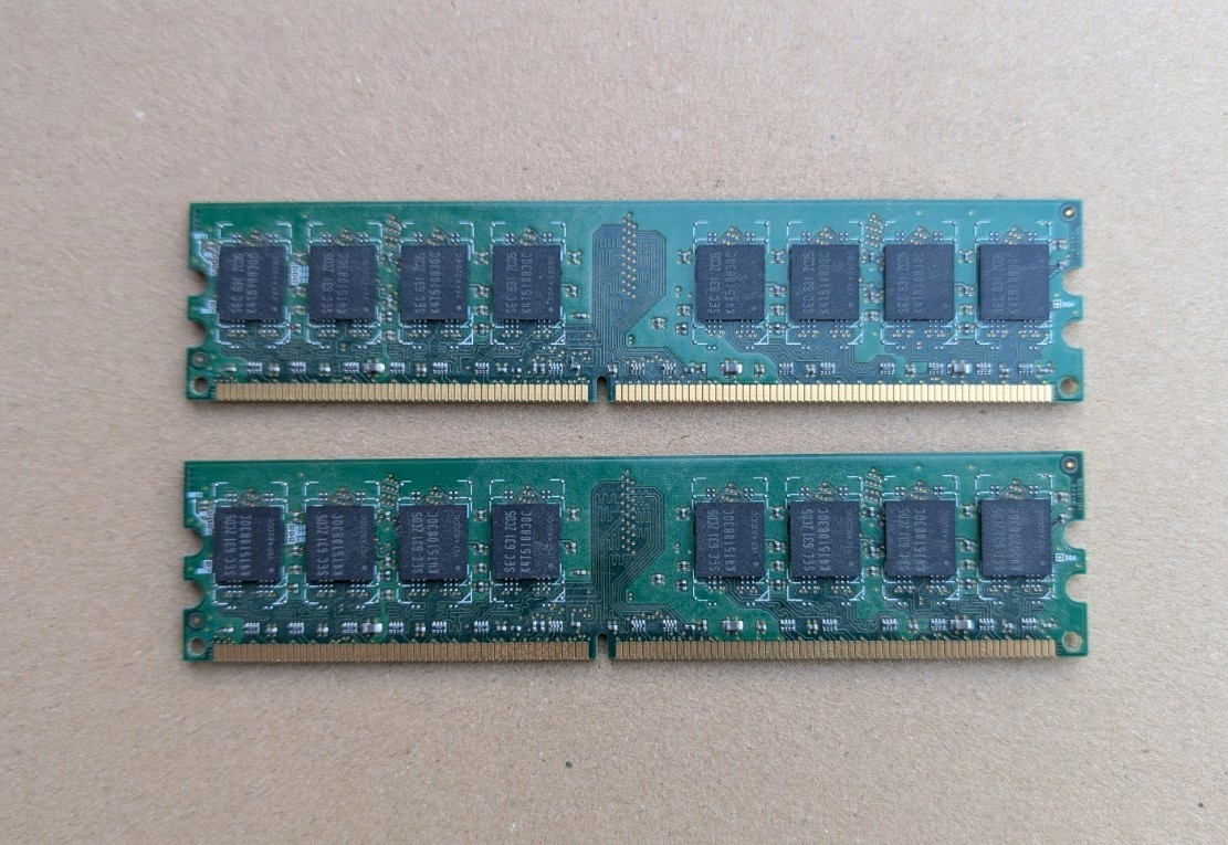 Samsung M378T2953CZ3-CD5 DDR2 1GB PC2-4200 Non ECC 533Mhz RAM Memory