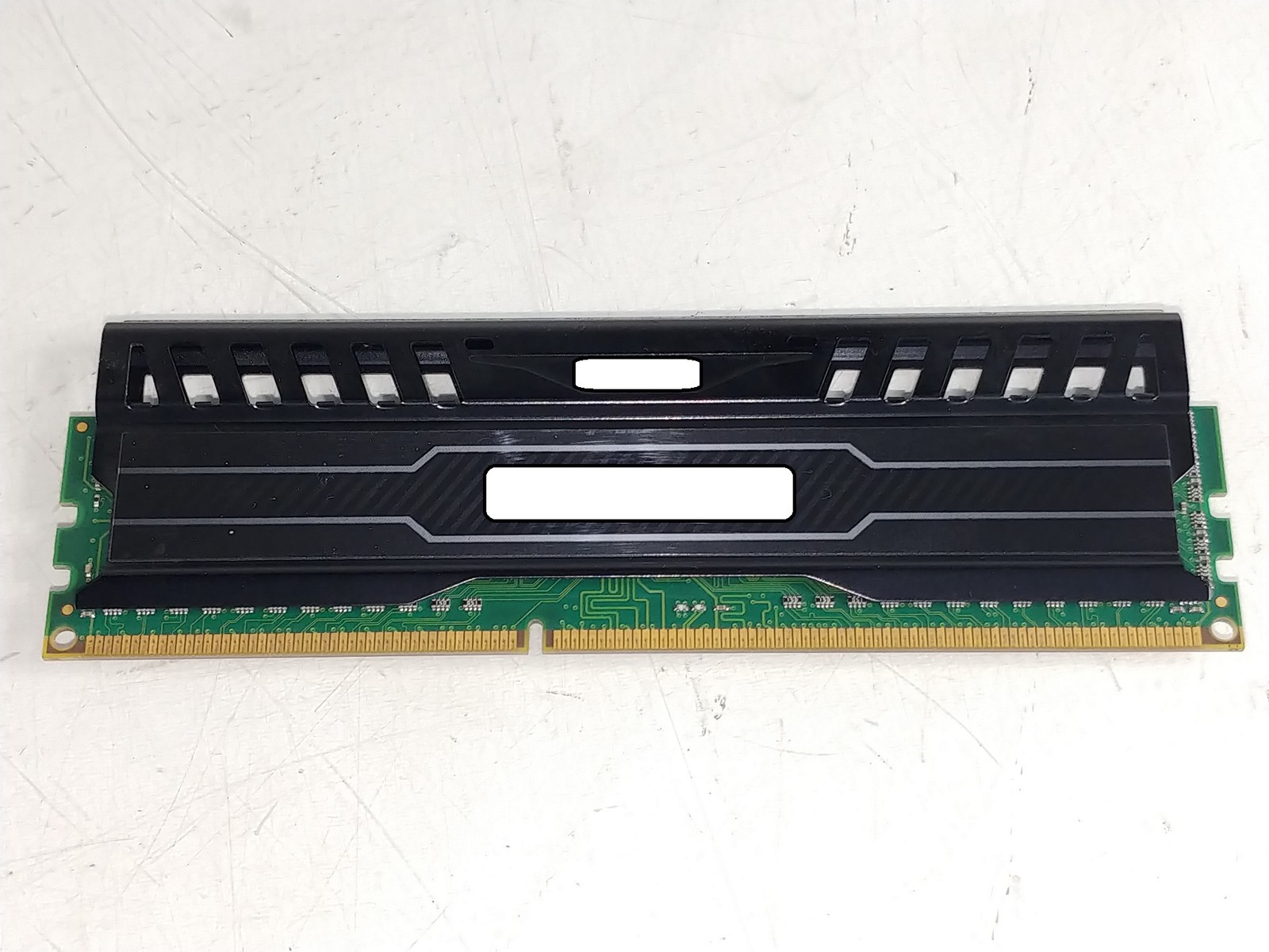 Lot of 2 Mixed Brand 8 GB PC3-14900U (DDR3-1866) 2Rx8 DDR3 Desktop Shielded