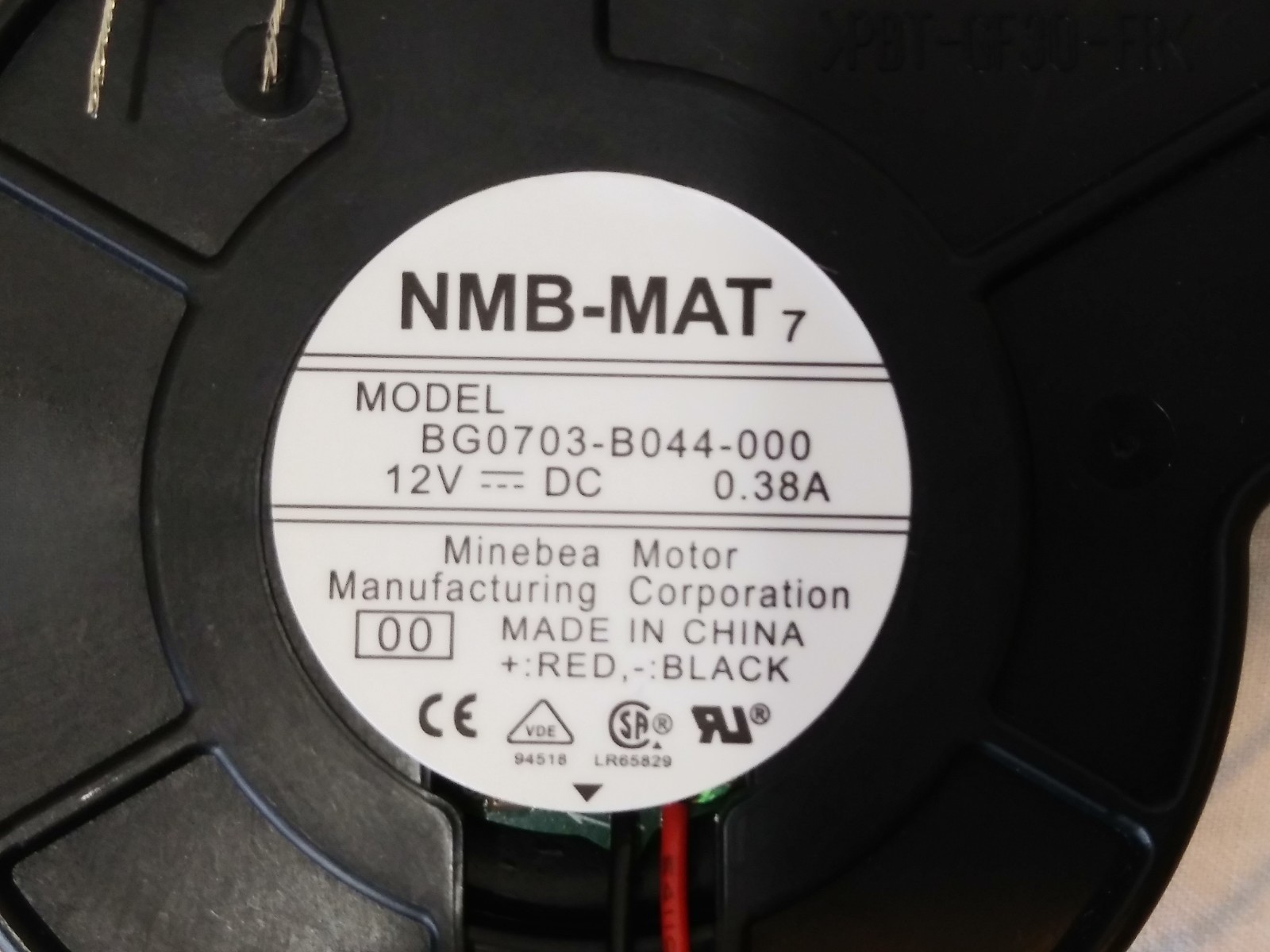 10pcs NMB-MAT Cooling fan blower 75x75x30mm DC 12V 0.38A Model BG0703-B044-000