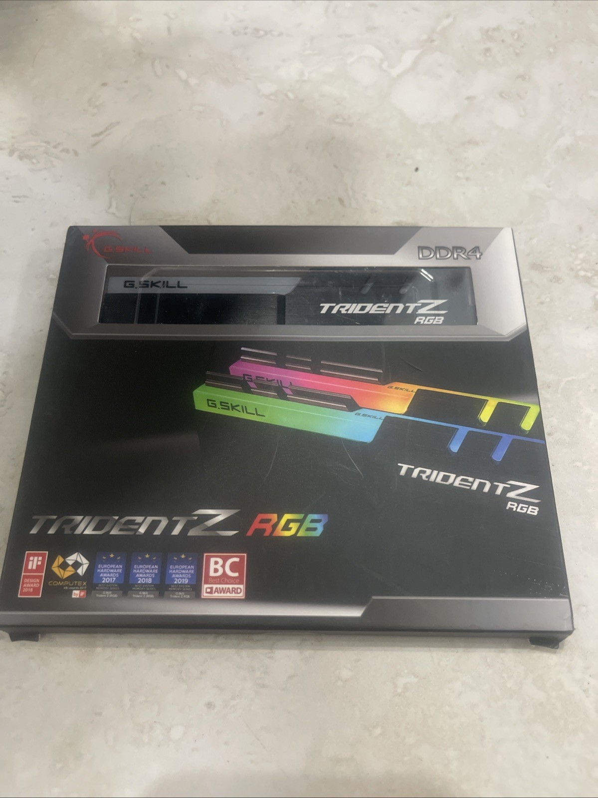 G.SKILL Trident Z RGB 16GB Kit (2x8GB) DDR4-4600 CL18 F4-4600C18D-16GTZR