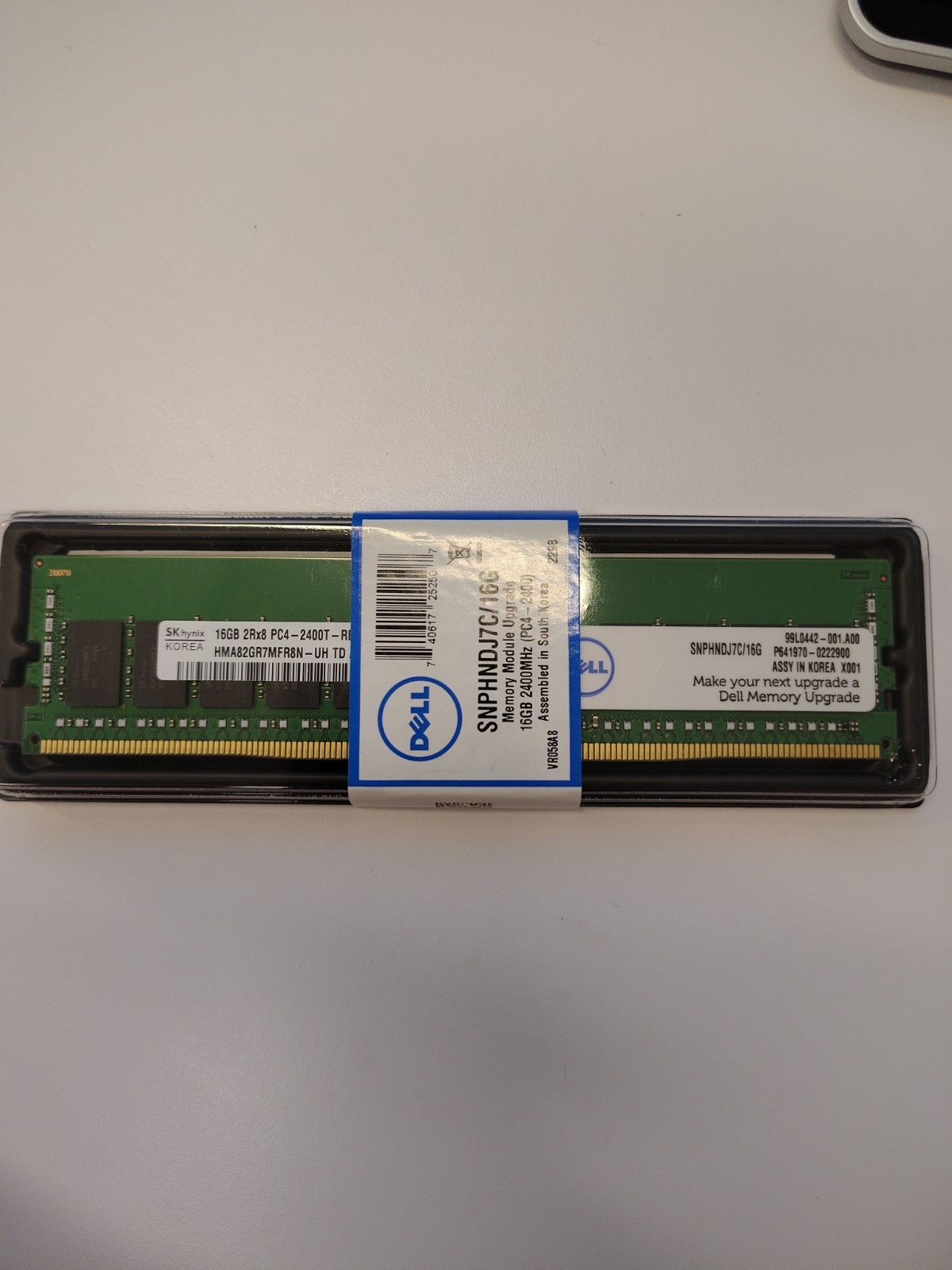 Dell 16GB PC4-19200 (DDR4-2400) Memory (SNPHNDJ7C16G)