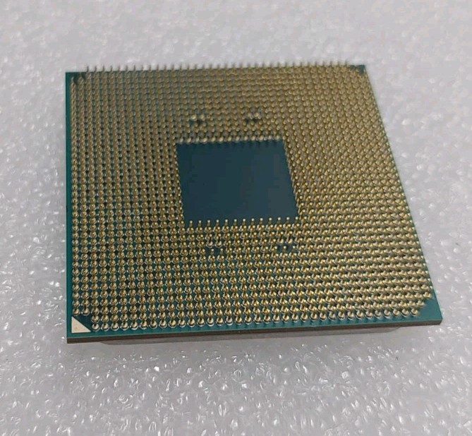 AMD Ryzen 7 1700X 3.4GHz 8-Core Processor (Compatible with X470, X370, and B350)