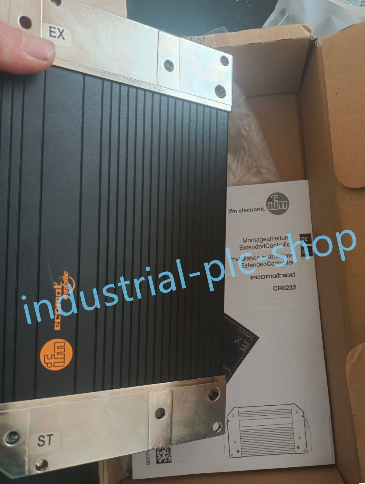 1PC IFM CR0232 brand new Extended controller