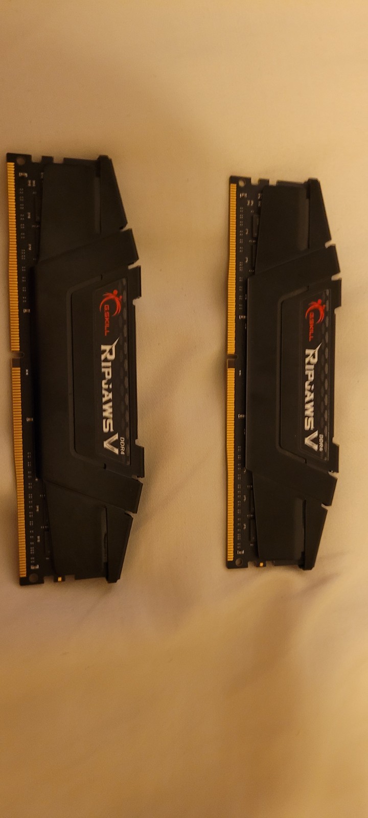 G. Skill Ripjaws v Series 16GB DDR4-3200 Desktop Memory Module