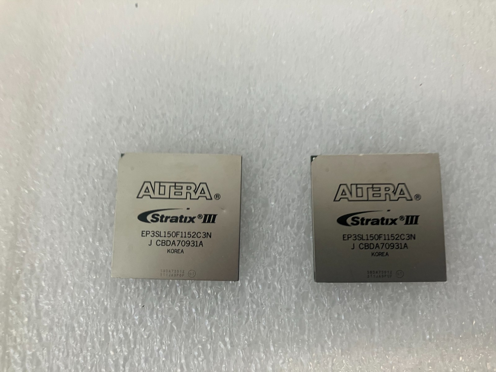 Lot of 2 INTEL ALTERA STRATIX III EP3SL150F1152C3N J ABFA70925A