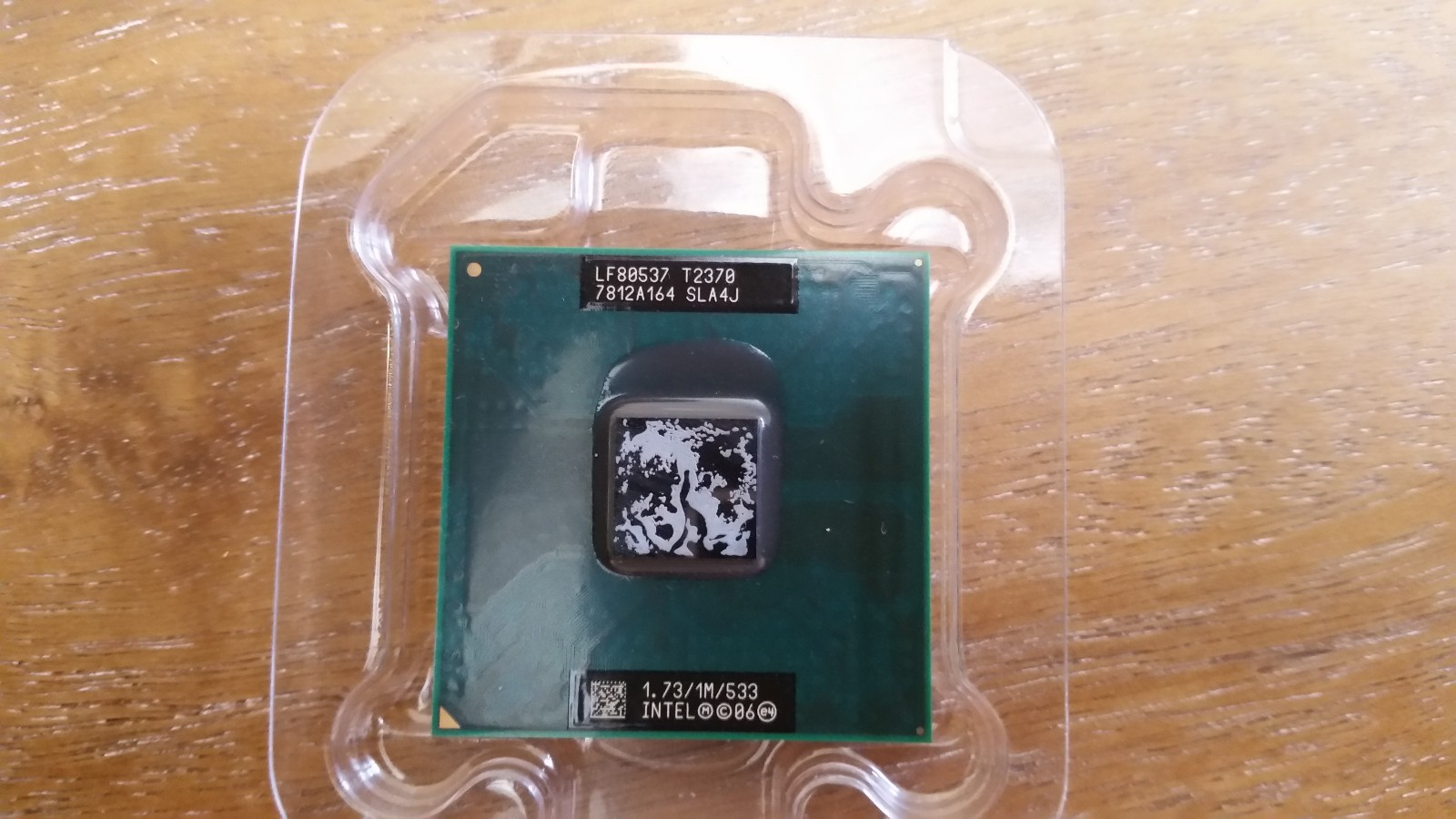 Intel Pentium T2370 1.73GHz Laptop CPU SLA4J