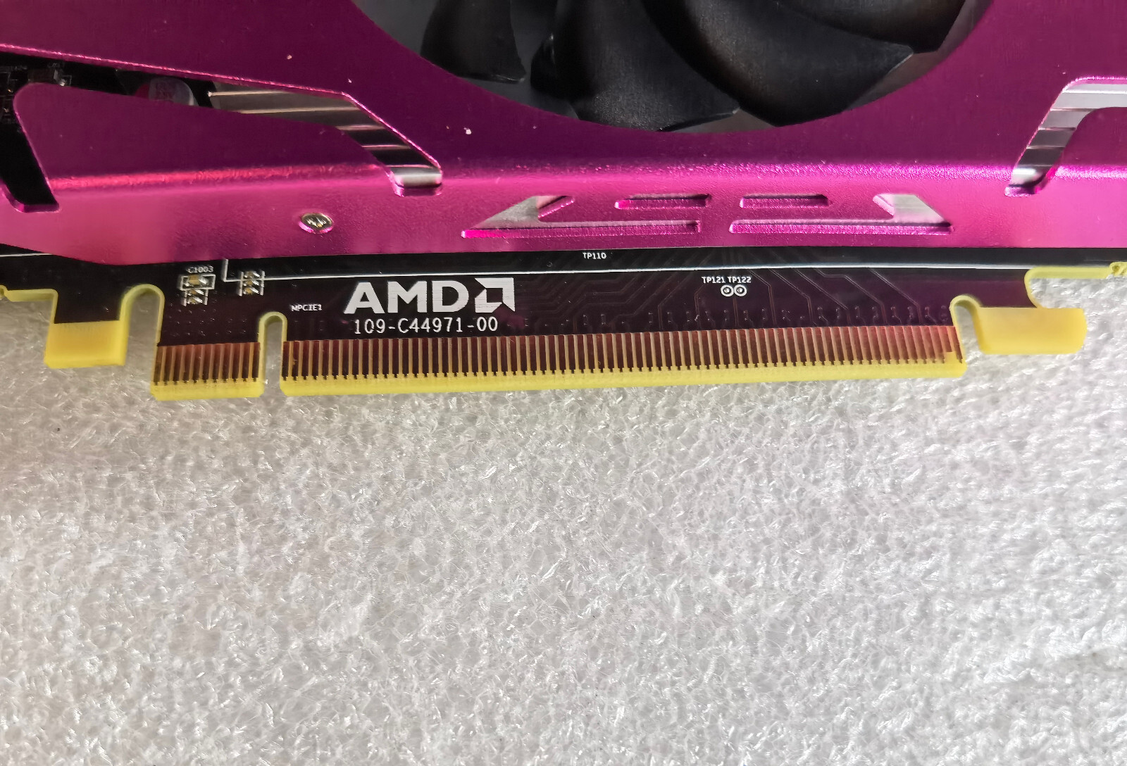 YESTON Radeon R7 350 4GB GDDR5 Multi-screen Video Card 6 *Mini DisplayPort