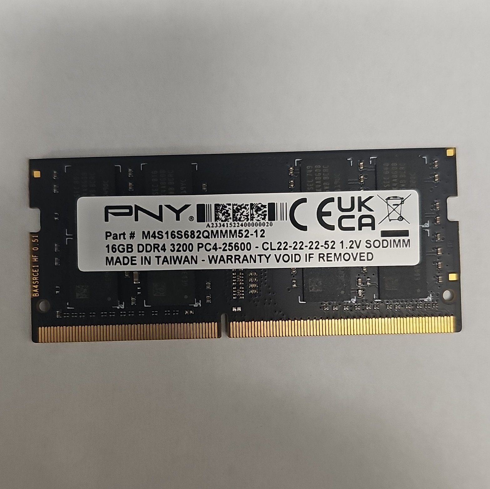 PNY 16GB (1x16GB) DDR4-3200 SO-DIMM PC4-25600 260-Pin M4S16S682QMM52-12