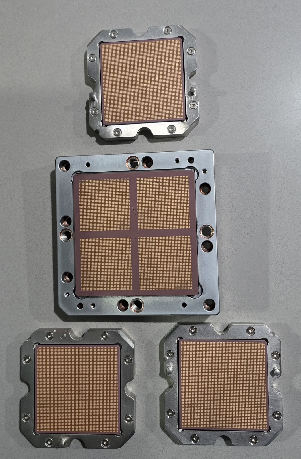 IBM MCM CPUs LOT OF 4. ONE LARGE 3 MEDIUM Gold Recovery