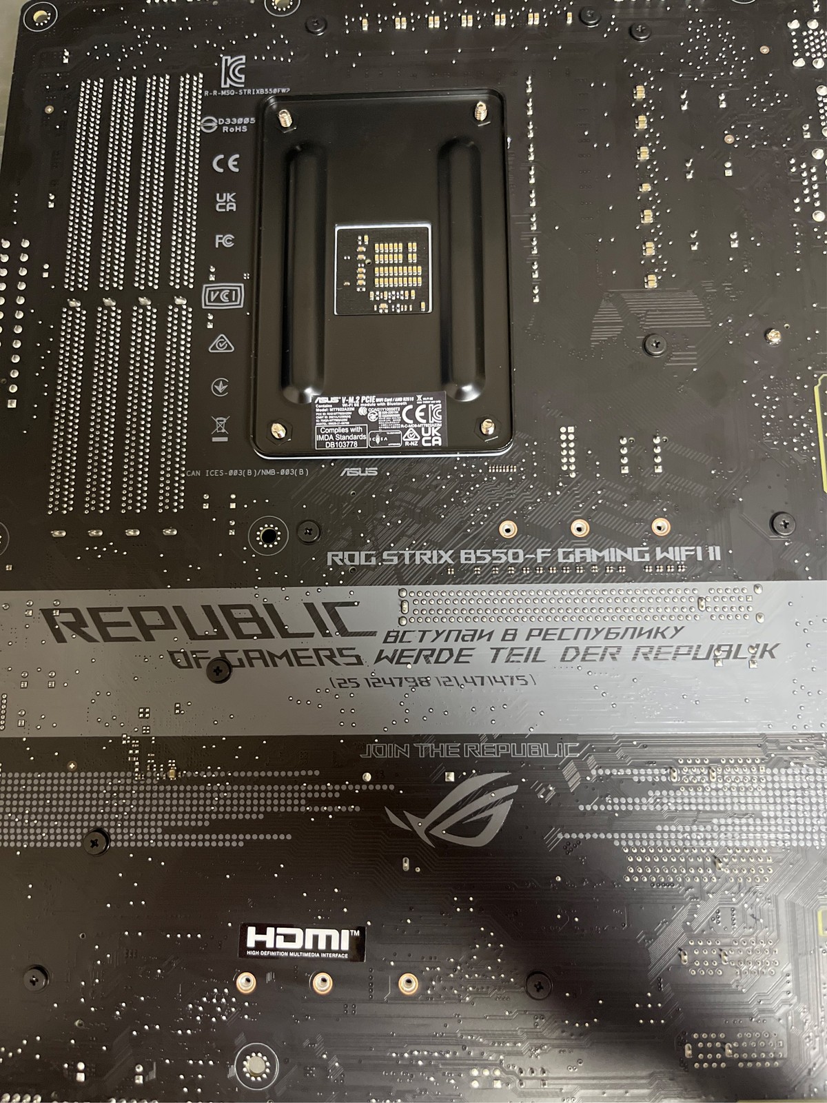 ASUS TeK STRIX B550-F GAMI WIFI II 128 GB ROG B550 AMD AM4 DDR4 ATX Motherboar 2