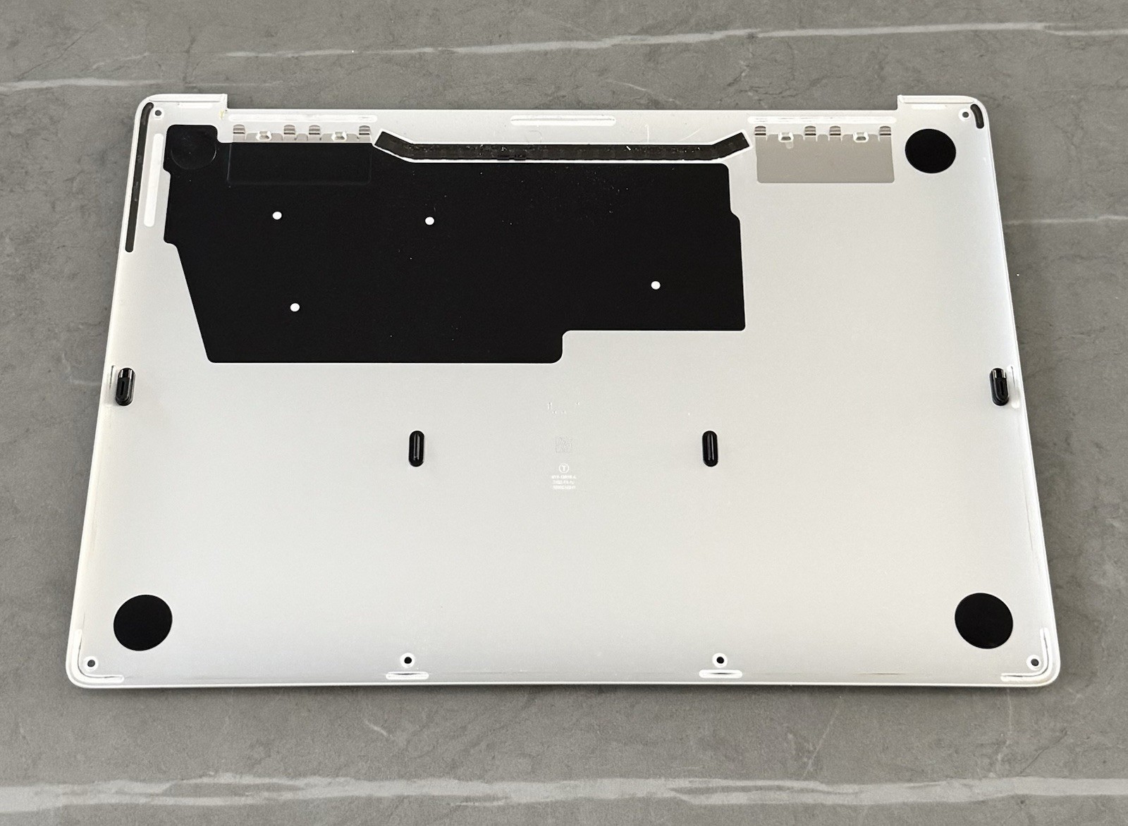 613-13916-A MacBook Pro 13 M2 2022 A2338 EMC 8162 OEM Bottom Case Cover Silver