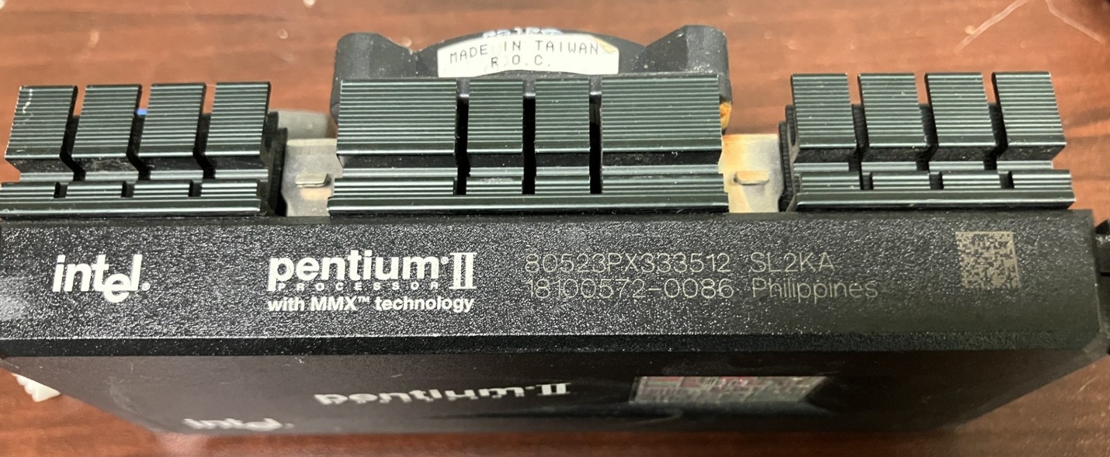 *Rare* Unlocked Intel Pentium II 333MHz (80523PX333512) Processor SL2KA