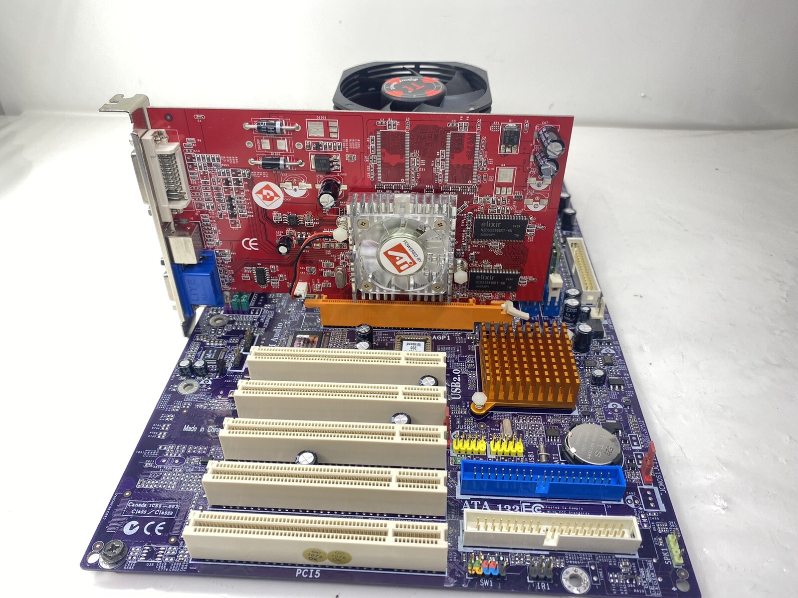 AMD Motherboard NFORCE3-A, Socket 754, CPU AMD K8 Athlon, 1 GB DDR SDRAM.