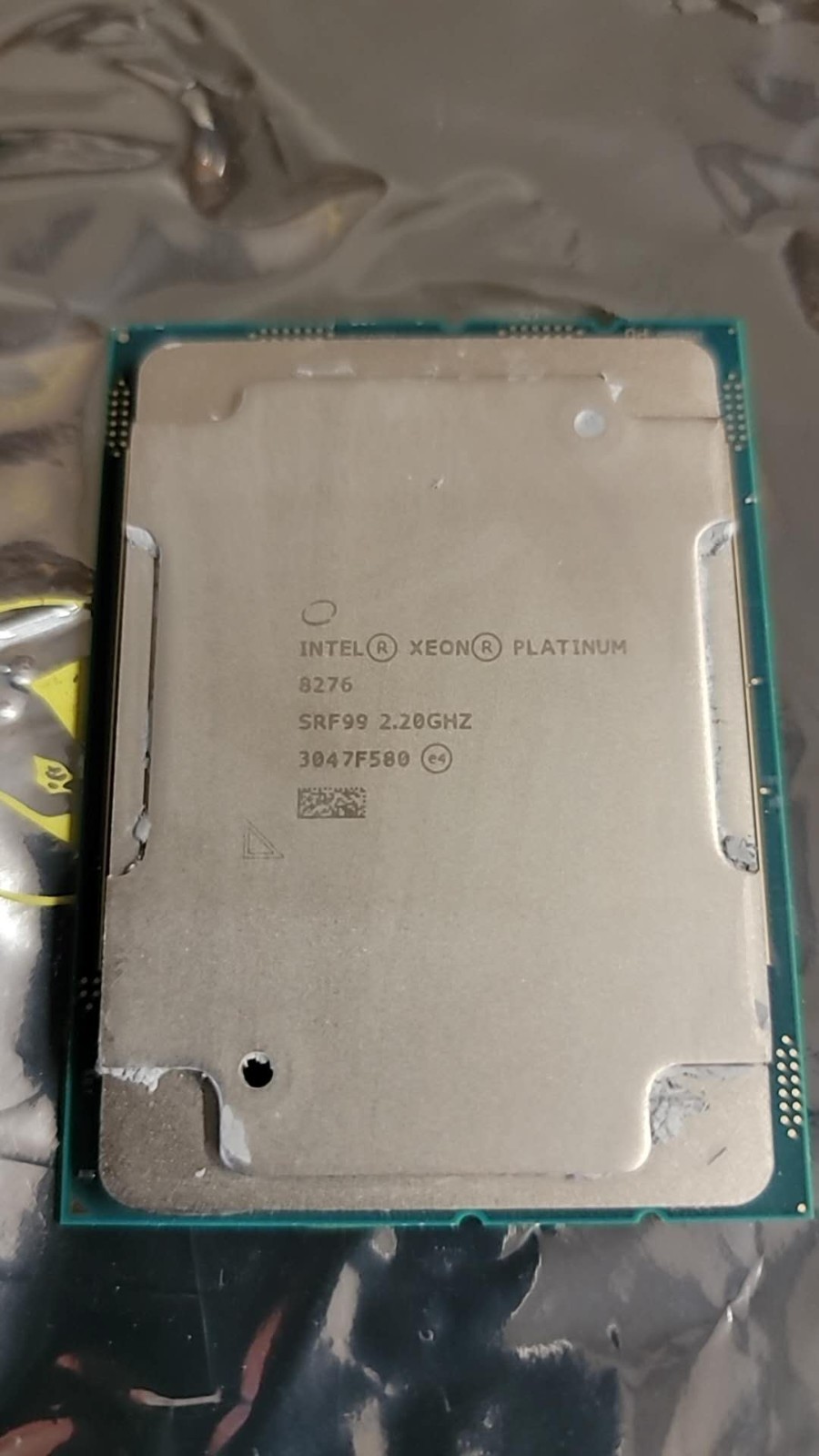Intel Xeon Platinum 8276 SRF99 2.2GHz LGA3647 SERVER CPU