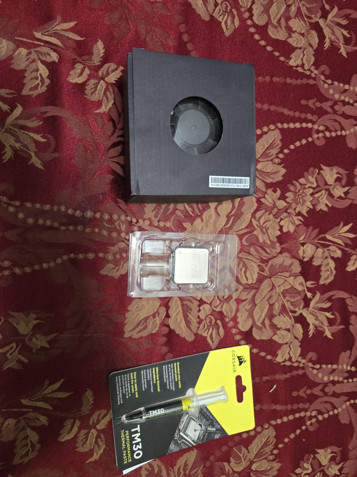 AMD Ryzen 5 3600 6-core CPU With Wraith Cooler and Corsair TM30 Thermal Paste