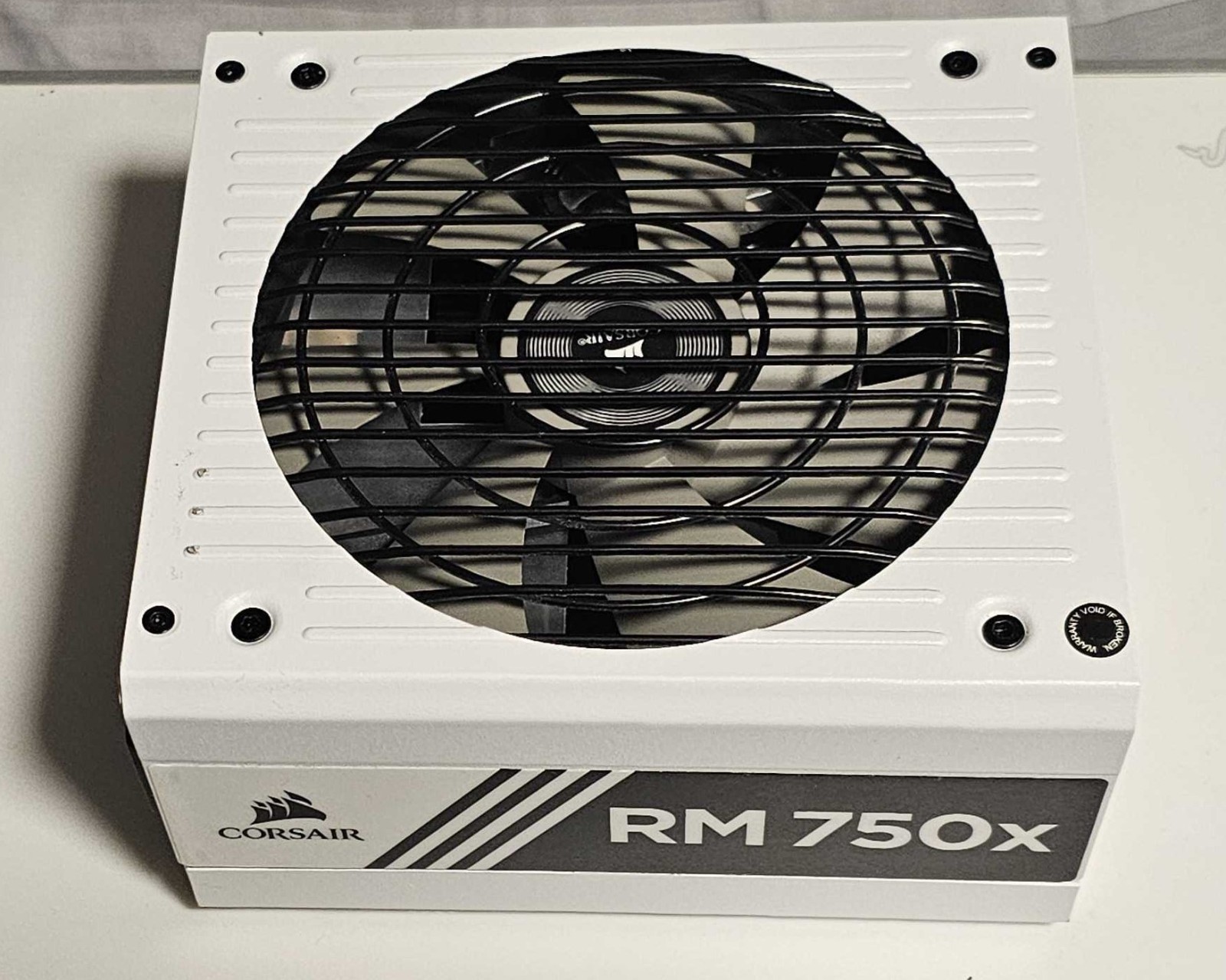 Corsair RM750x White 2018 750W 80+ Gold Fully Modular PSU Boxed