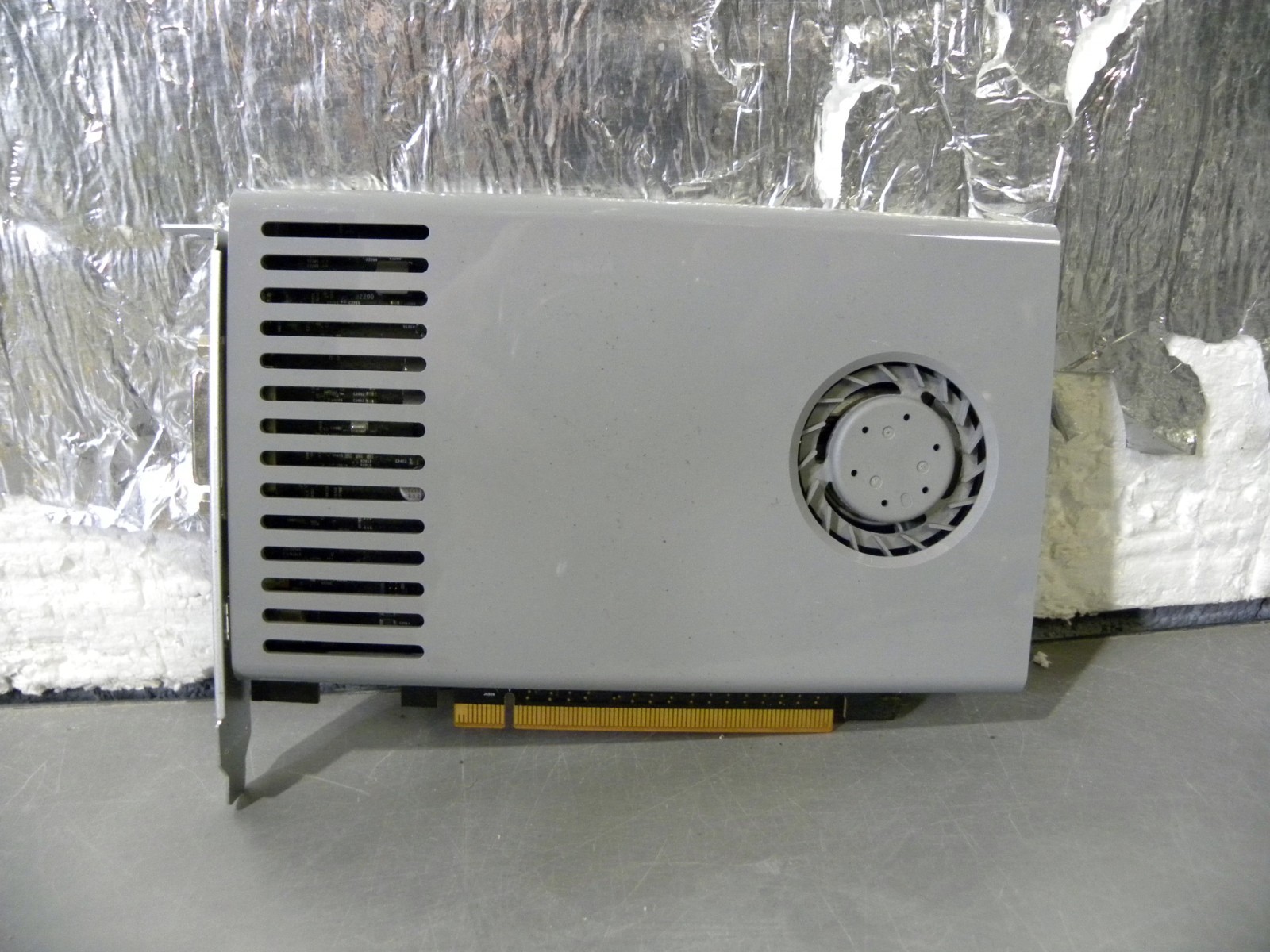 Mac Pro 2009 NVidia GeForce GT120 512MB Graphic Card A1310 630-9643