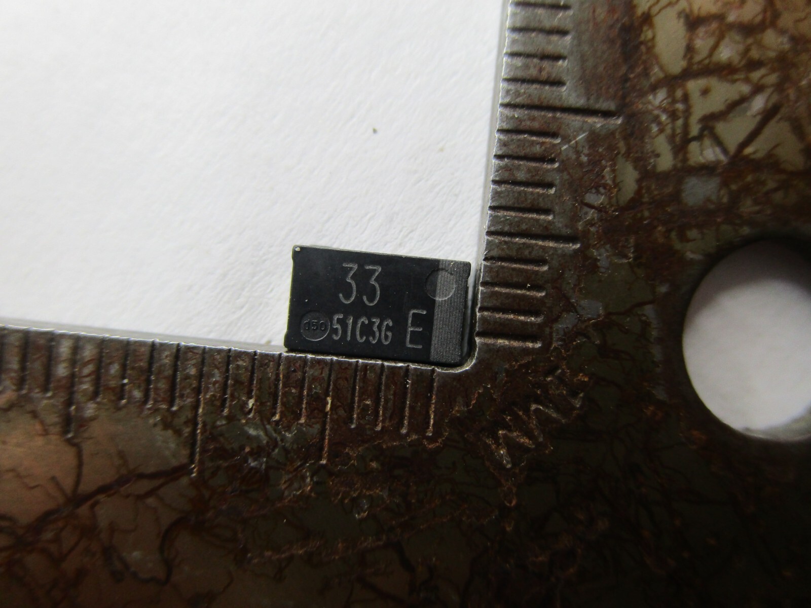 10pcs ±20% 7.3*4.3*1.8 25V 33UF EEFCX1E330R SMD Tantalum Capacitor