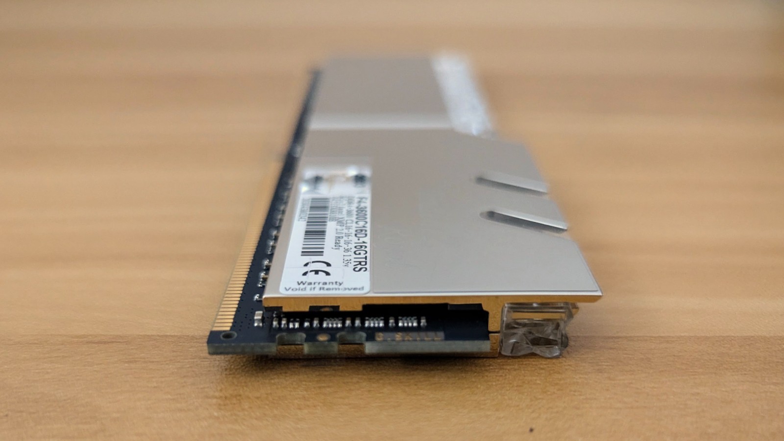 G.SKILL Trident Z Royal 16GB DDR4-3600 F4-3600C16D-16GTRS 2x8GB CL16 1.35V XMP