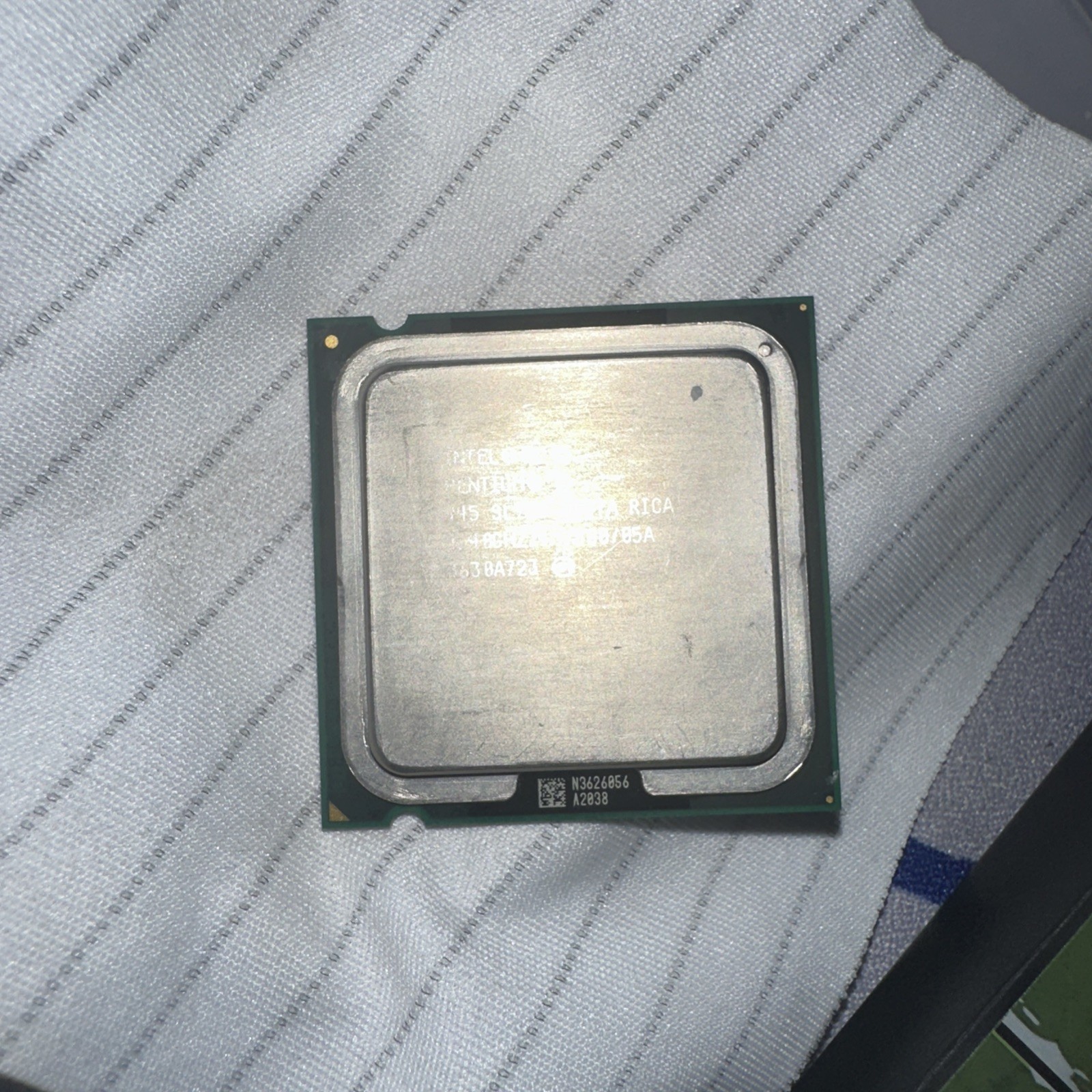 Intel Pentium D 945* SL9QQ*SL9QB* 3.4GHz/4M/800 LGA775 CPU Processor for Desktop