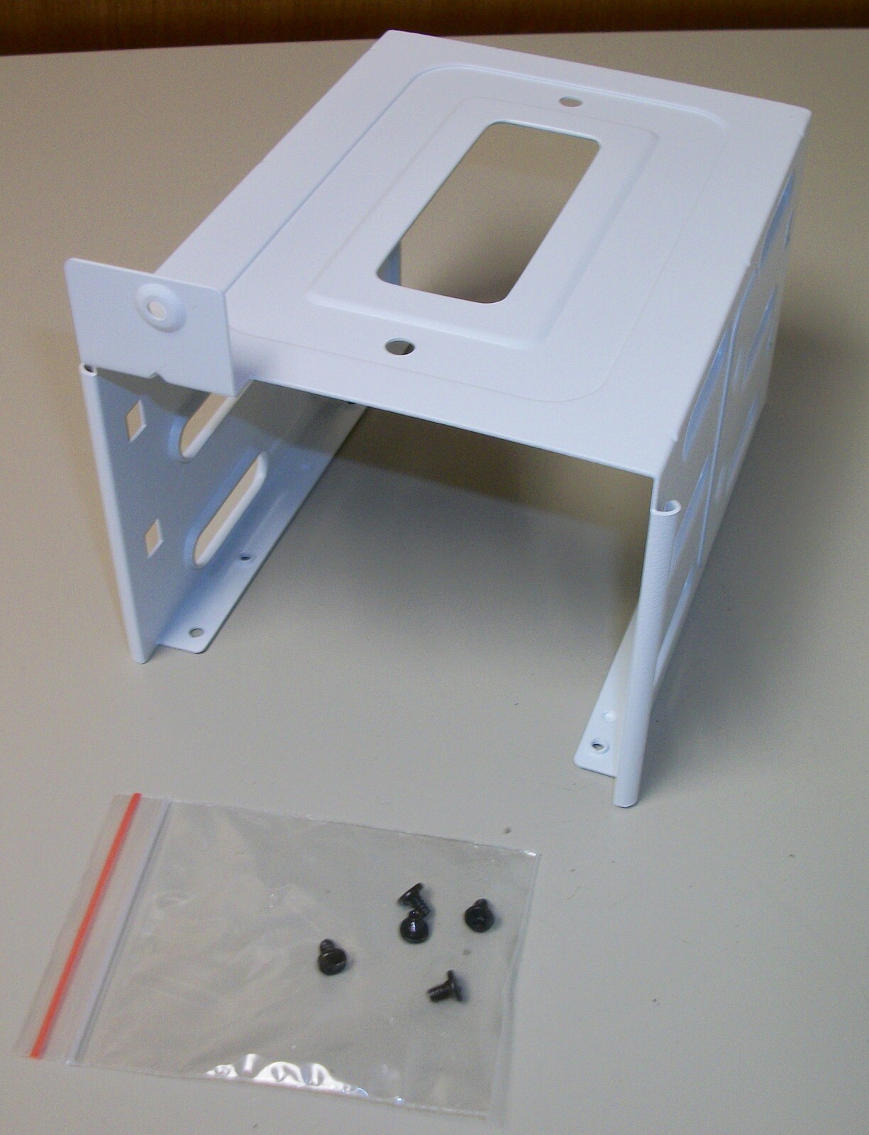 White 3.5″ HDD Hard Disk Drive Bracket Holder for Corsair Carbide 275R No Sleds
