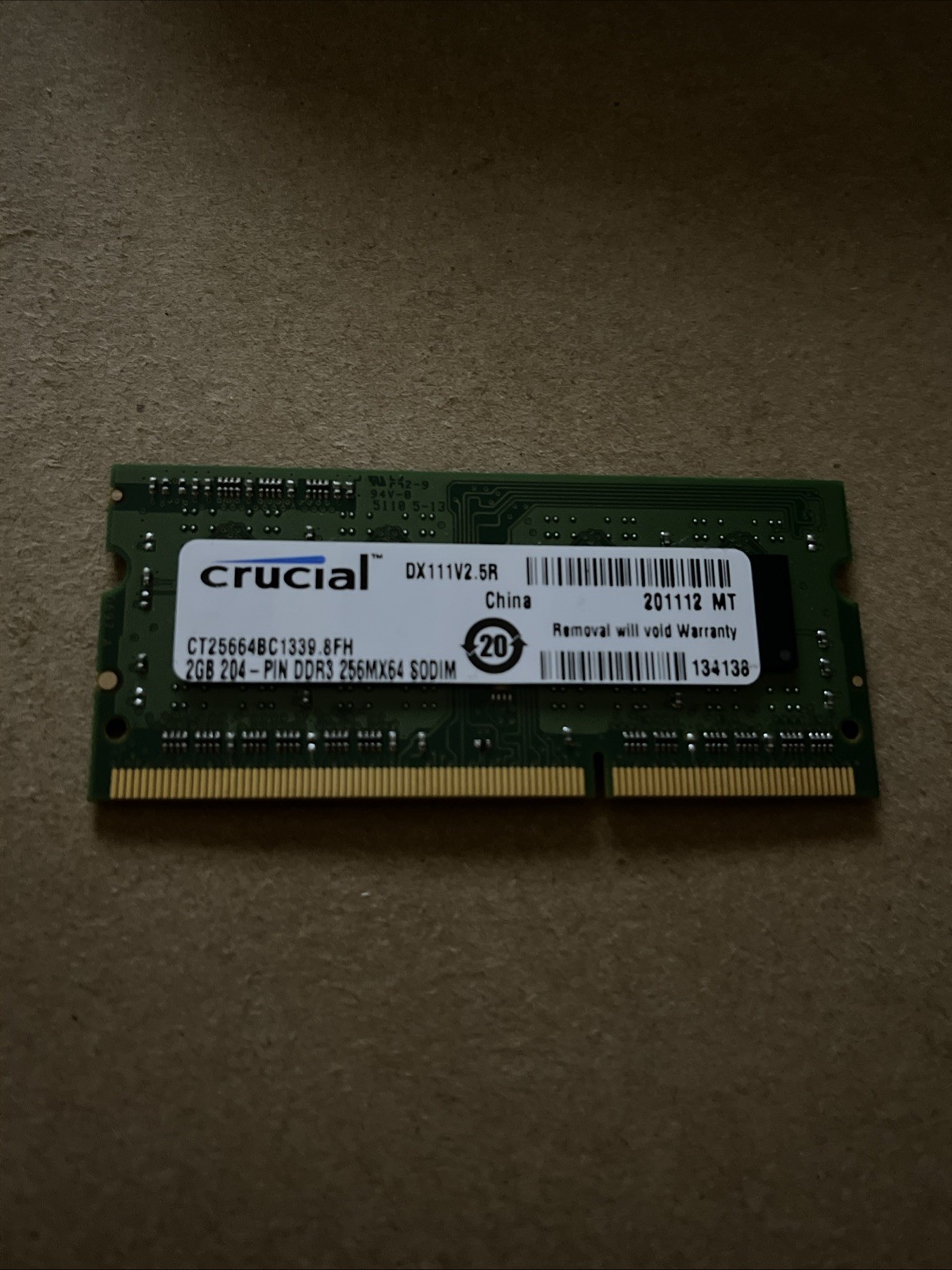 Crucial 2GB 204-PIN SODIMM 256MX64 DDR3 CT25664BC1067 2gb Memory See Pics