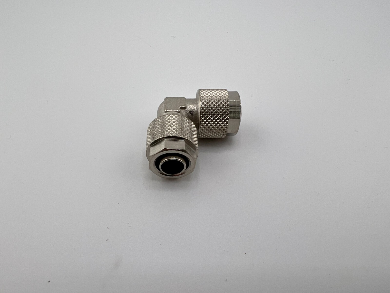 Alphacool 10/8mm (8x1mm or 1/4 inch ID) 90 degree elbow compression fitting