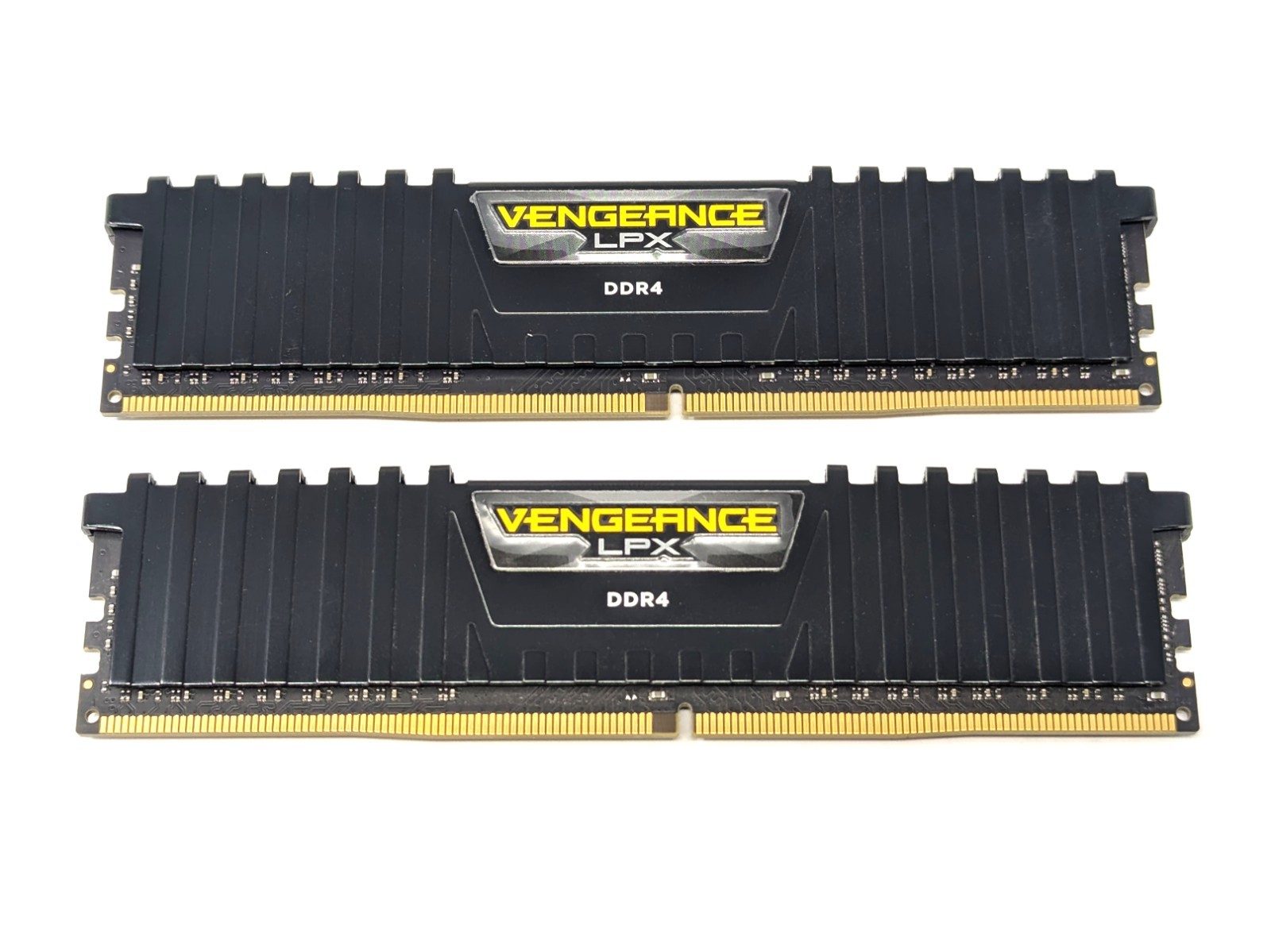 Corsair Vengeance LPX 32GB (2x16GB) DDR4-2666 CMK32GX4M2A2666C16 – Fully Tested