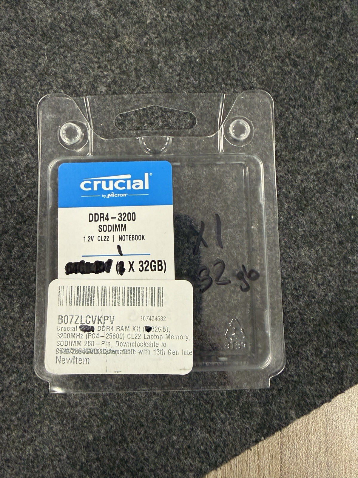 Crucial 32GB DDR4 SDRAM Memory (CT32G4SFD832A)