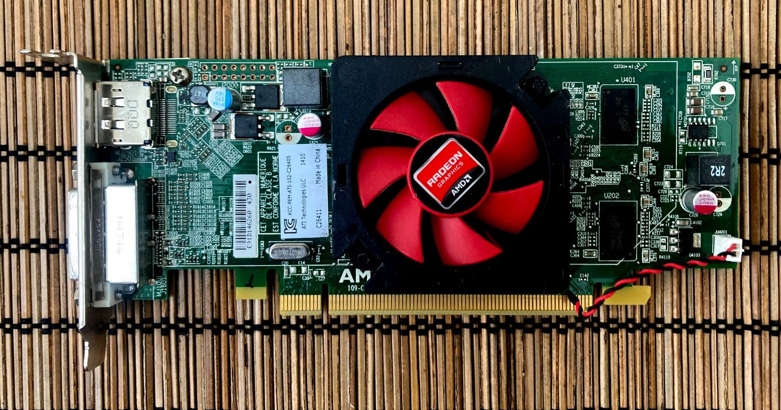 AMD Radeon C26405 (Dell 00WH7F), 1GB DDR3, PCIe x16, 1x DP, 1x DVI, Low Profile
