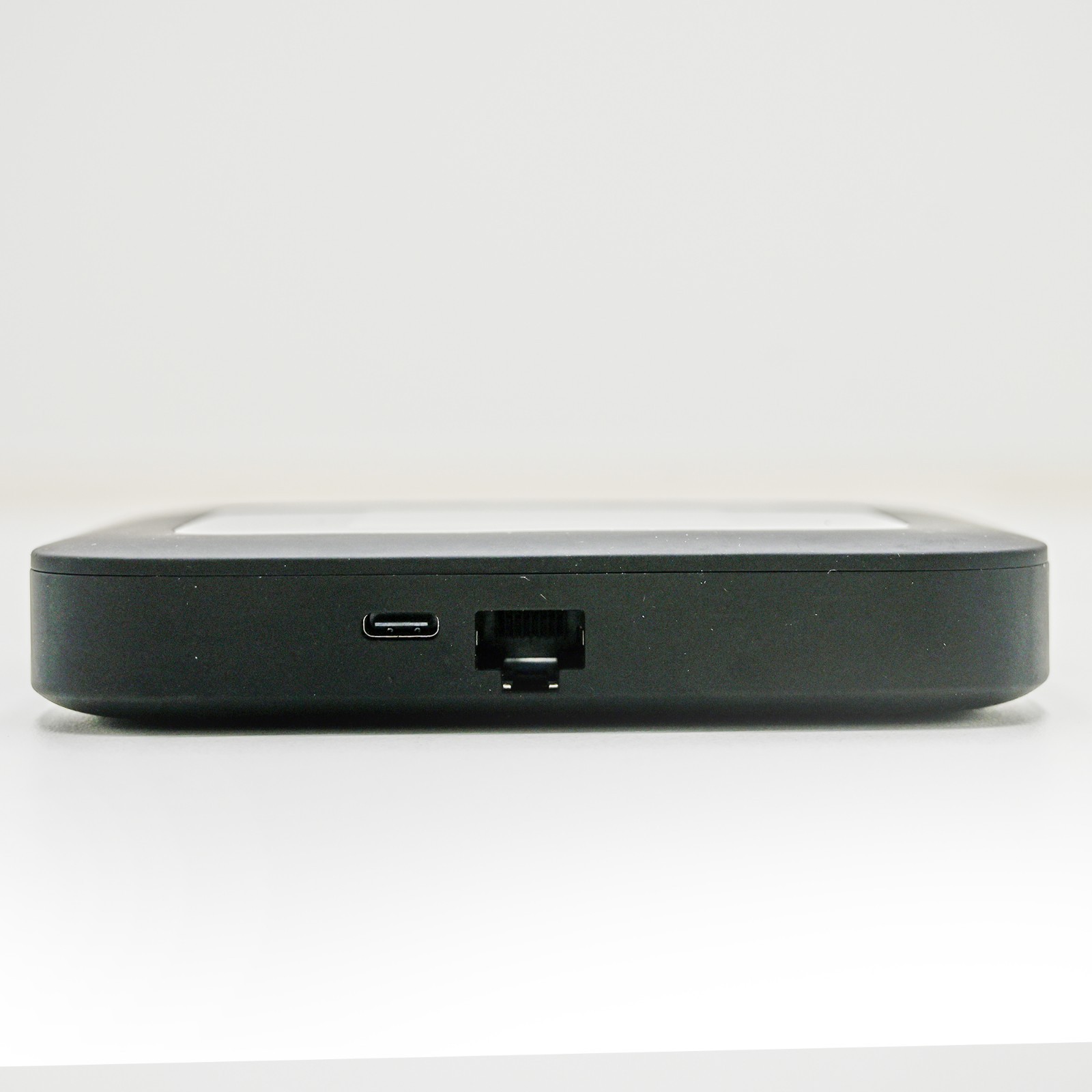 Orbic Portable 5G Internet Model: BTE-4401-R500L5 WiFi VZW-SKU:ORB500L5BVZRT