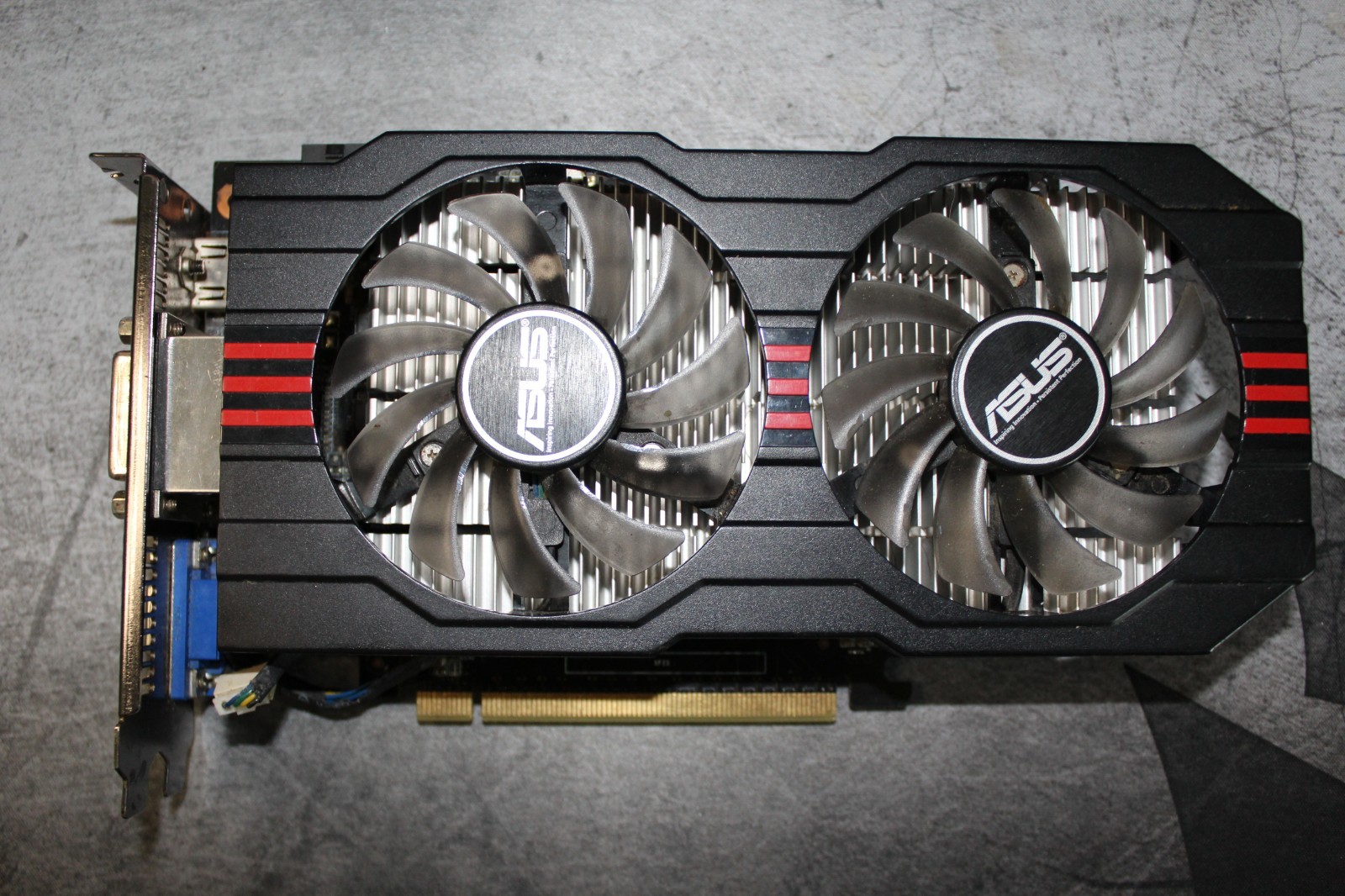 ASUS NVIDIA GeForce GTX 750 Ti 2GB GDDR5 Video Card – (GTX750TI-OC-2GD)