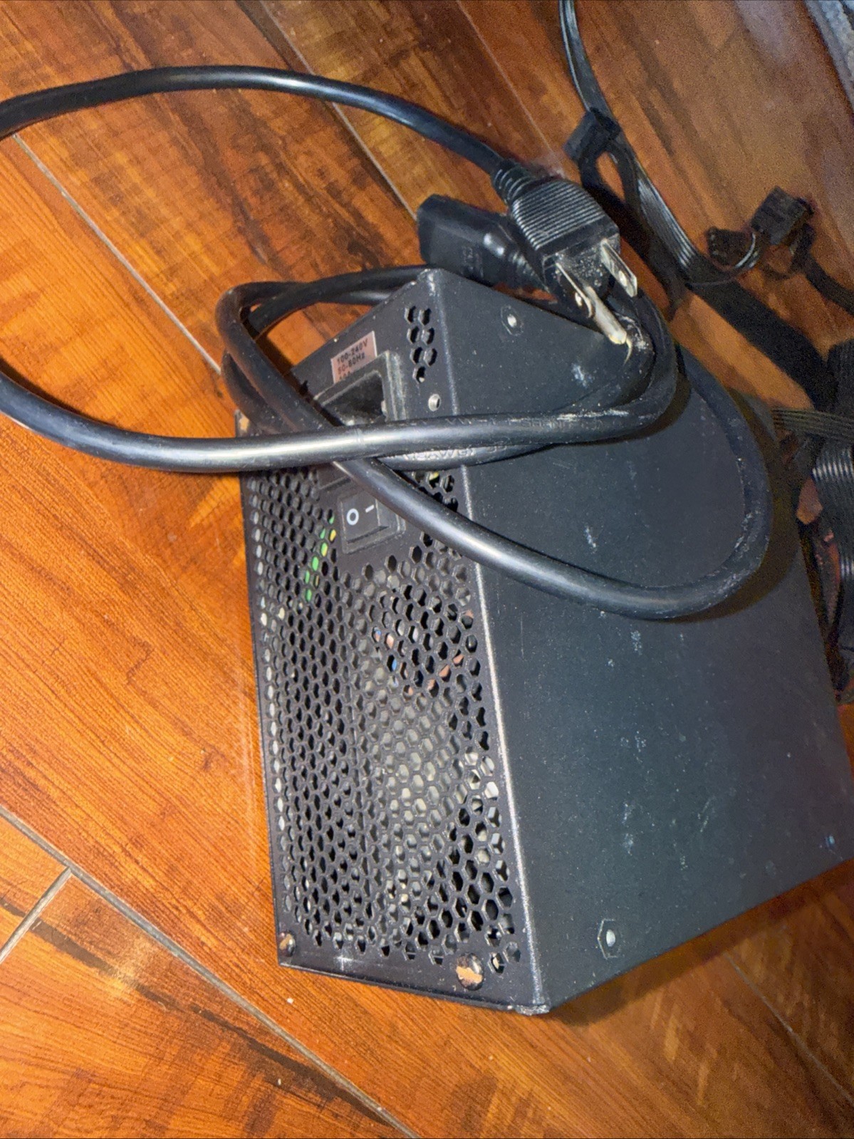PowerSpec PSX 750GSM 750W 80 Plus Gold ATX Power Supply W Extra Cables Accessori