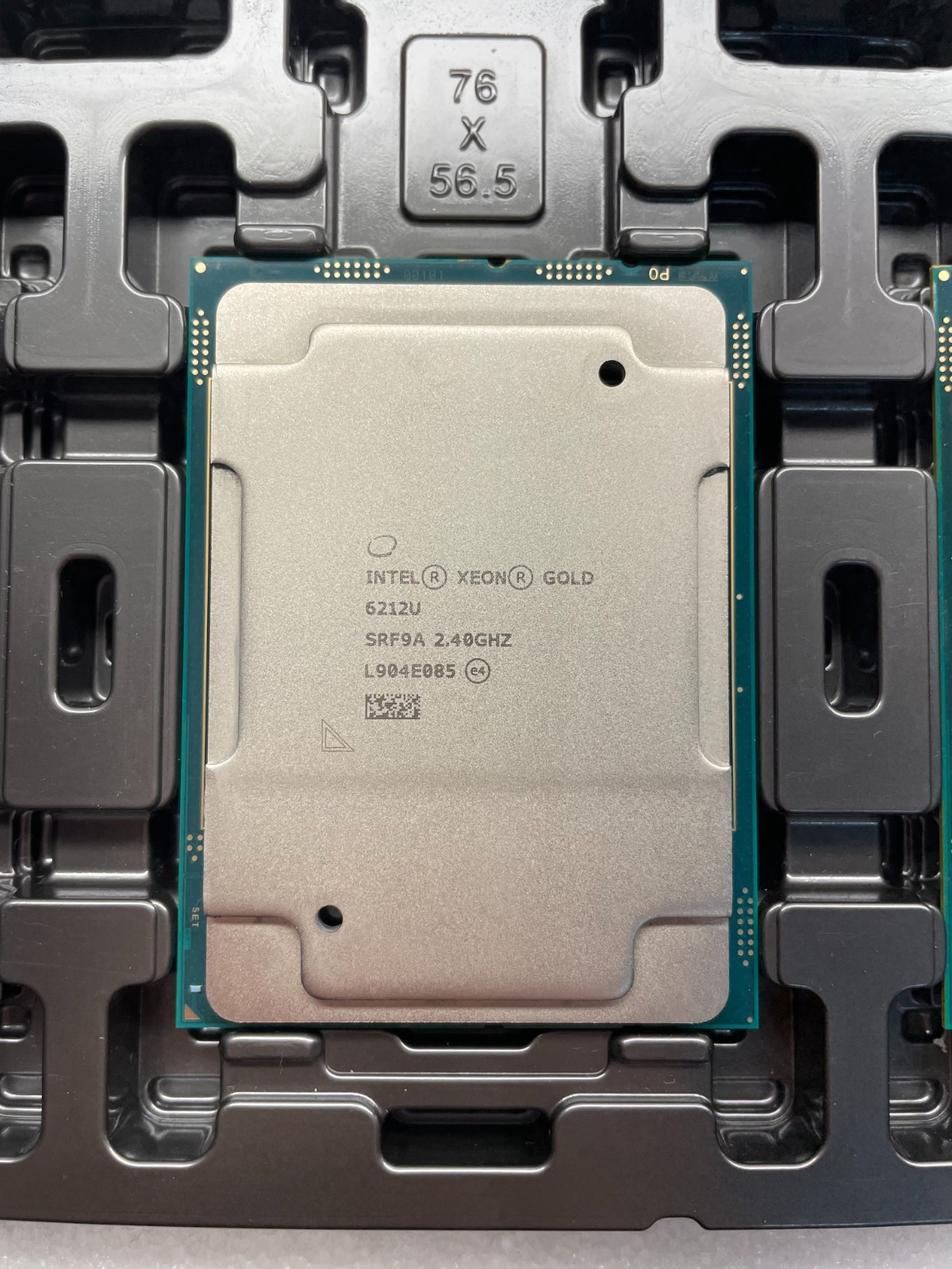 Intel Xeon Gold 6212U SRF9A 2.40GHz 24-Core 35.75 MB LGA3647 165W CPU Processor