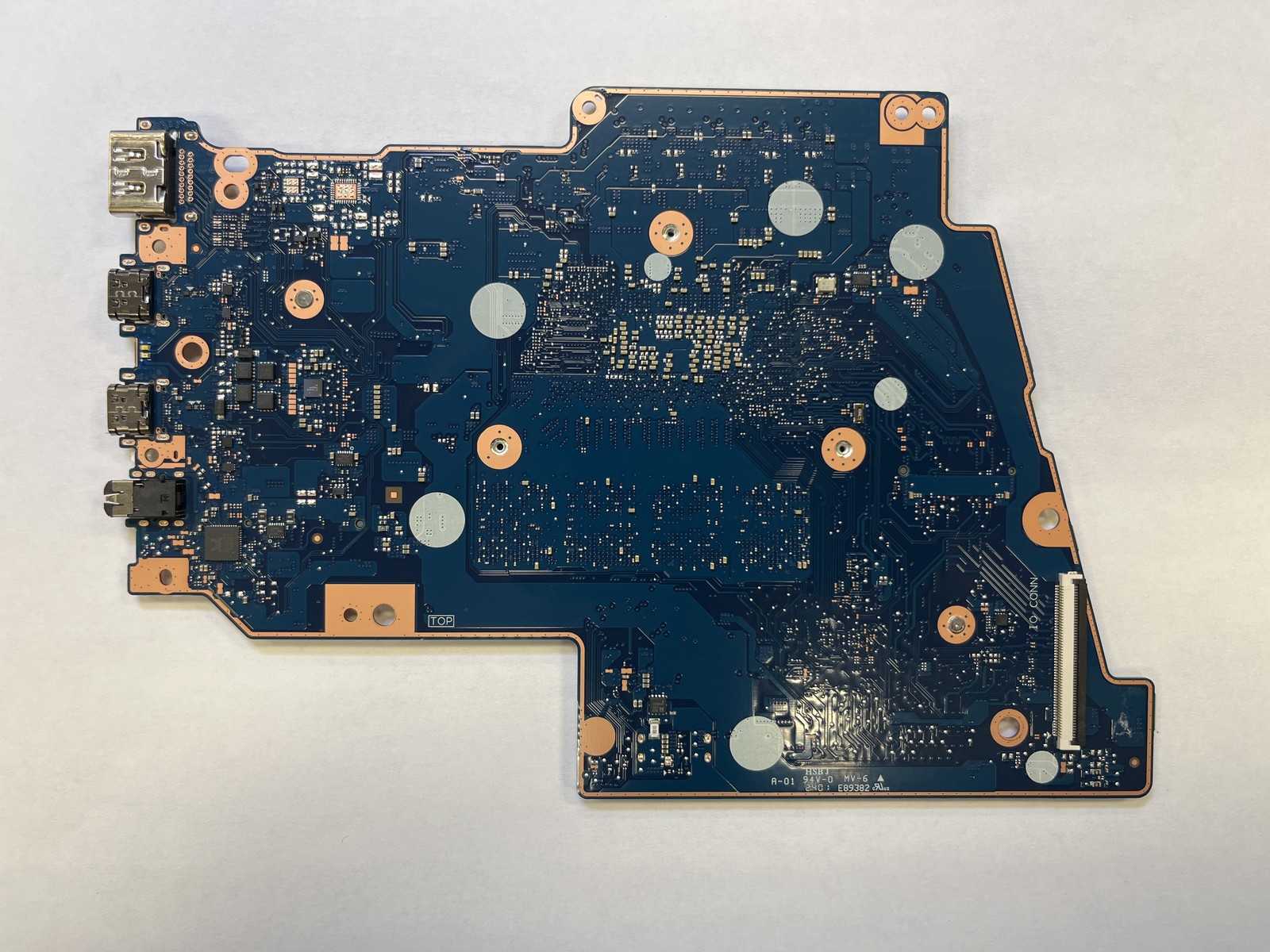 5B21M48186 – D2 MB H 83DT CORE5 UMA 8G L WINRM